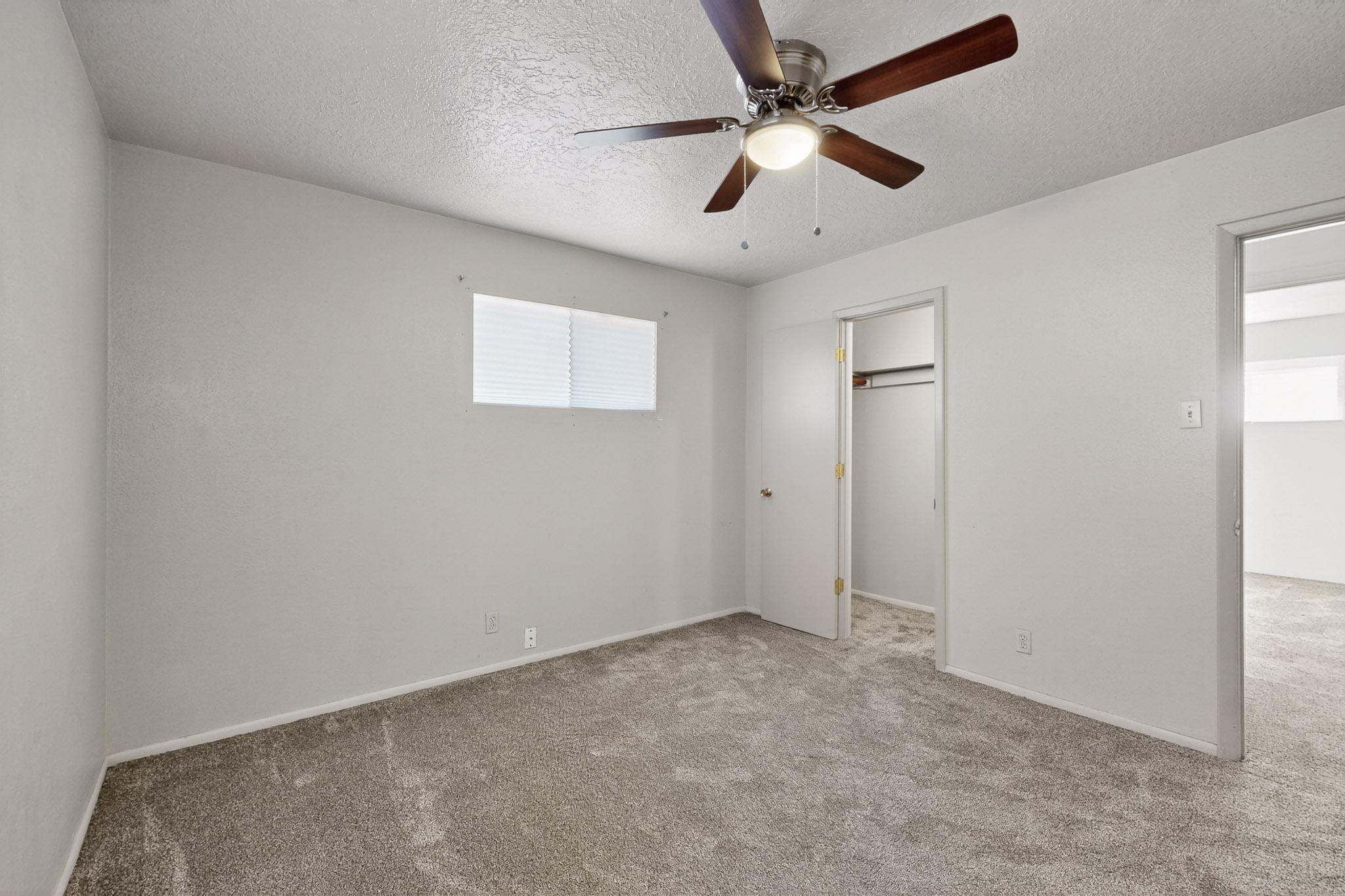 216 Parsifal Street NE