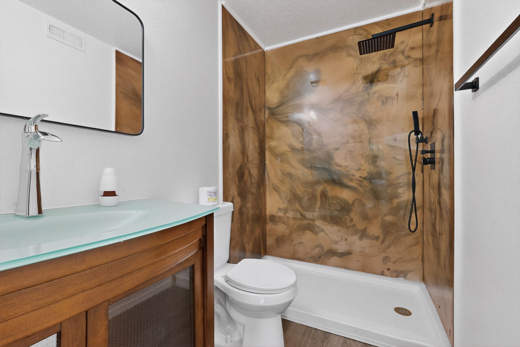 8423 Bay Mare Avenue SW