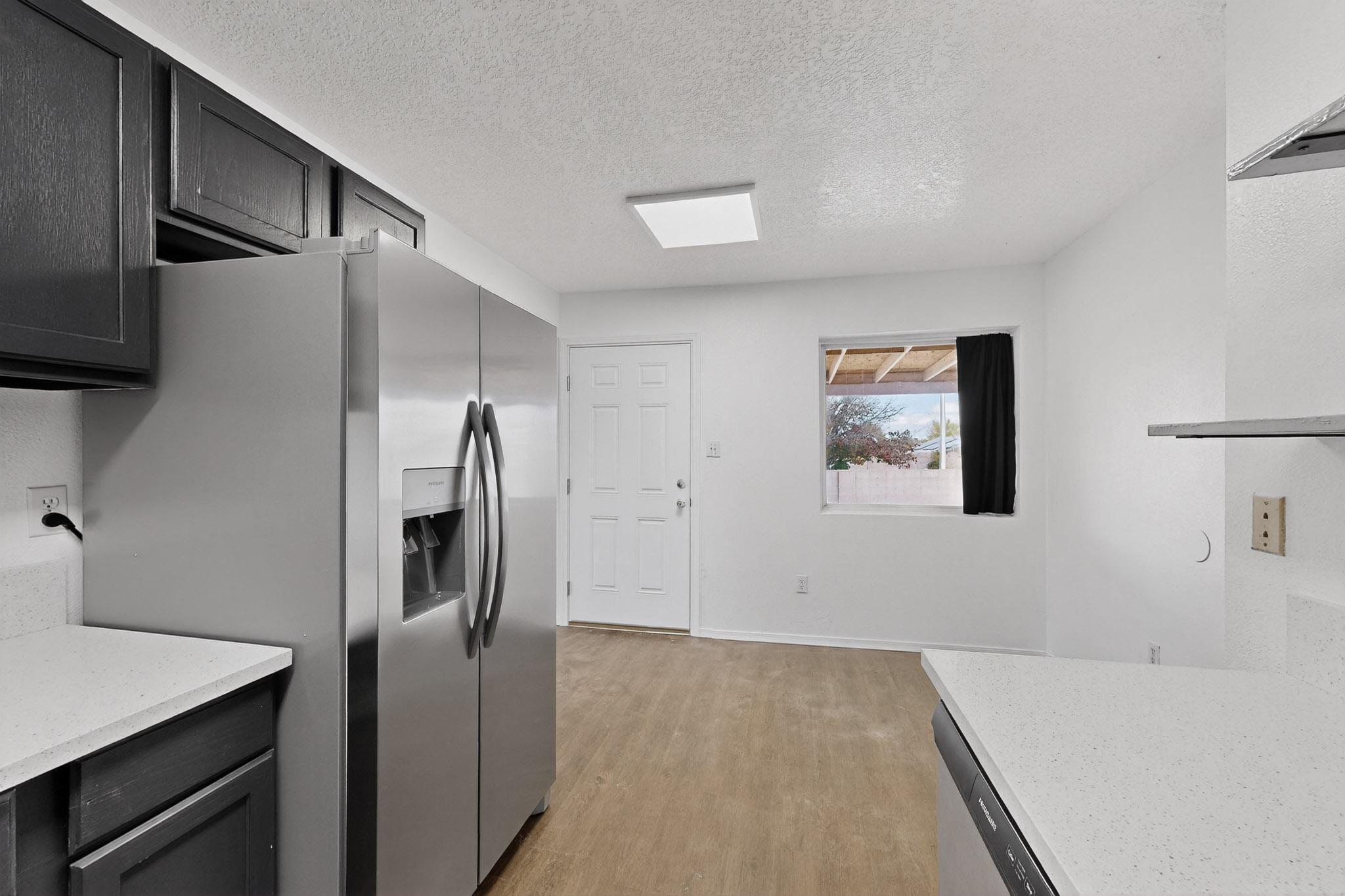 8423 Bay Mare Avenue SW