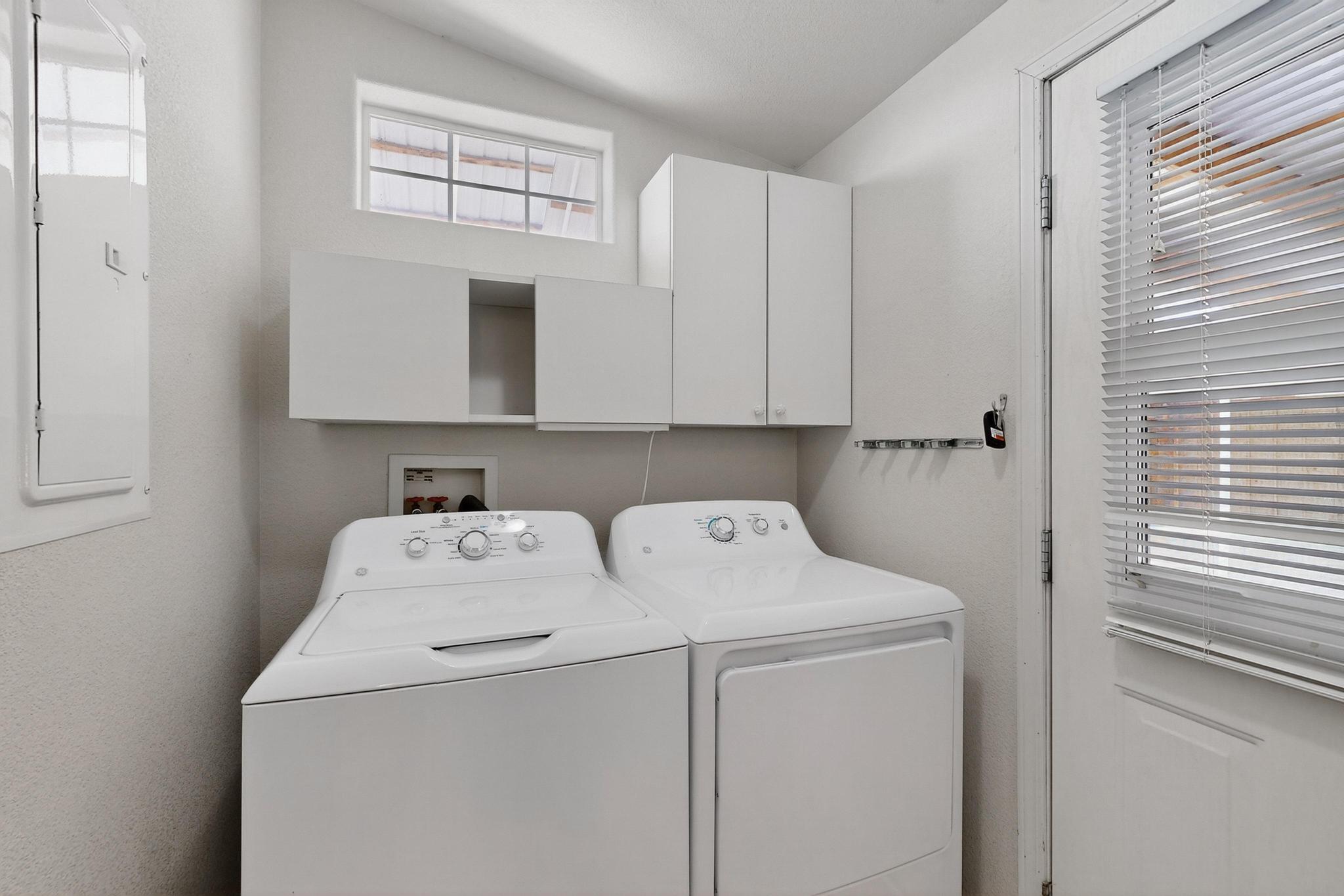 1211 Avenida De Chamiso