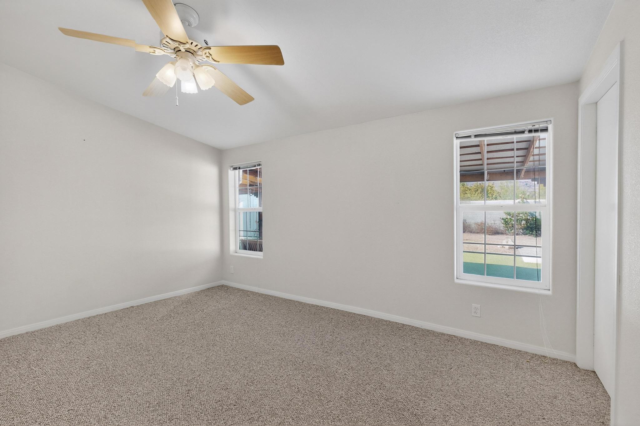 1211 Avenida De Chamiso