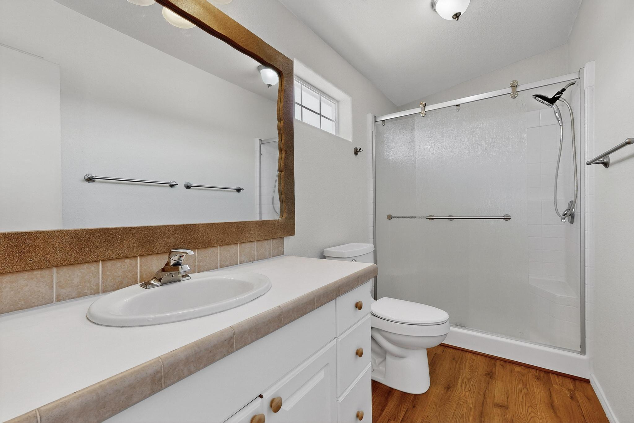 1211 Avenida De Chamiso