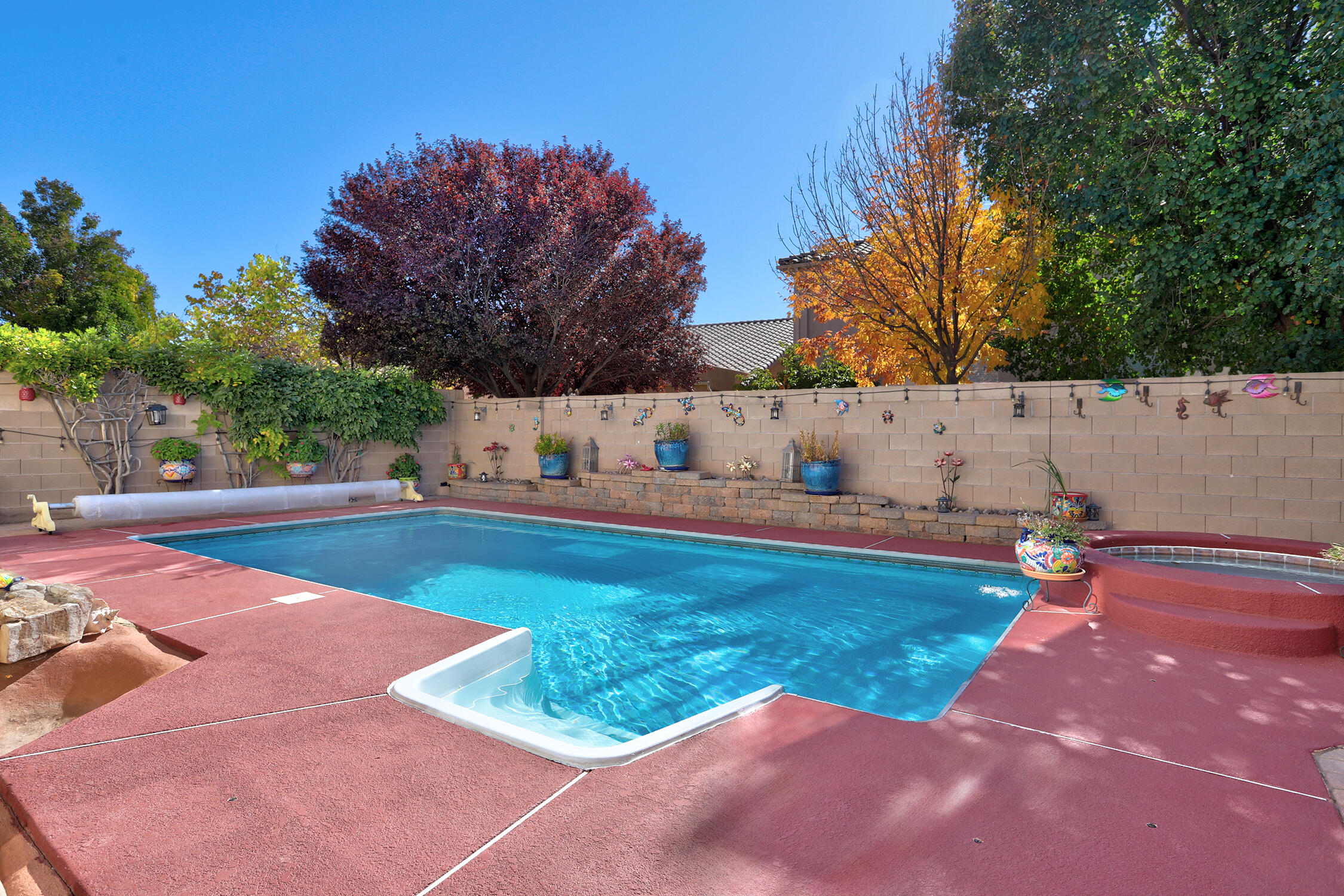 5928 LOS RITOS Court NW