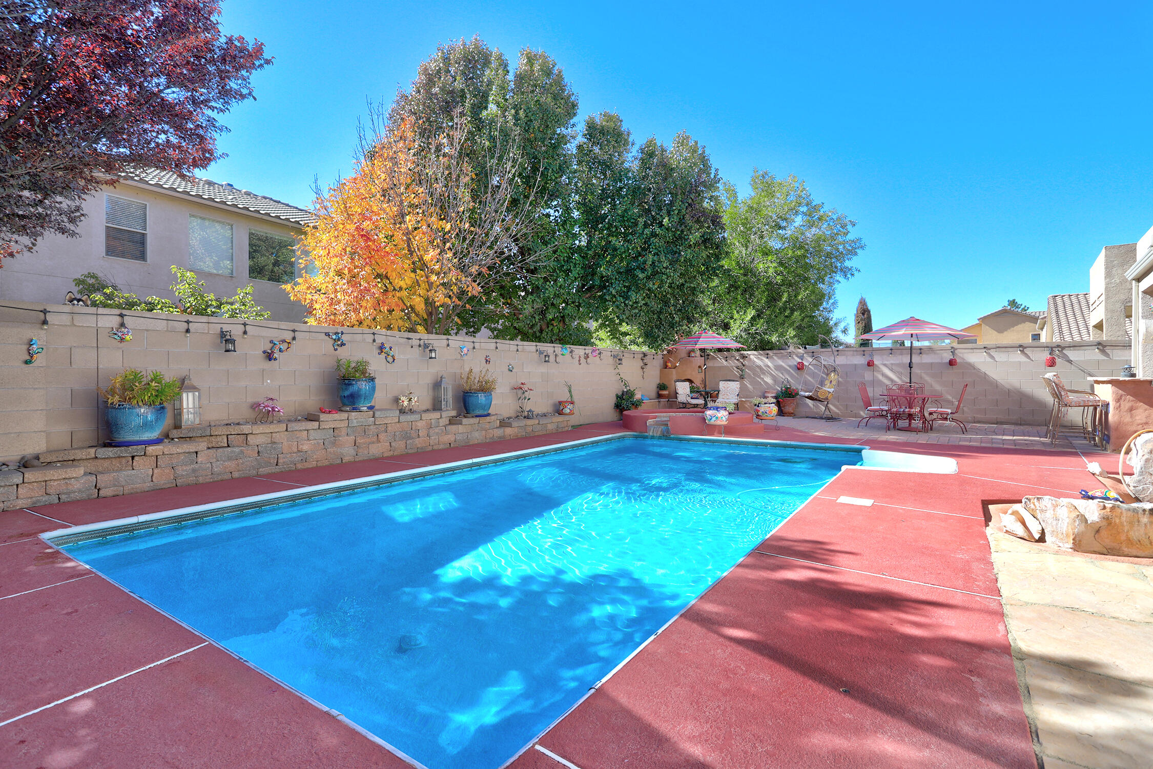 5928 LOS RITOS Court NW