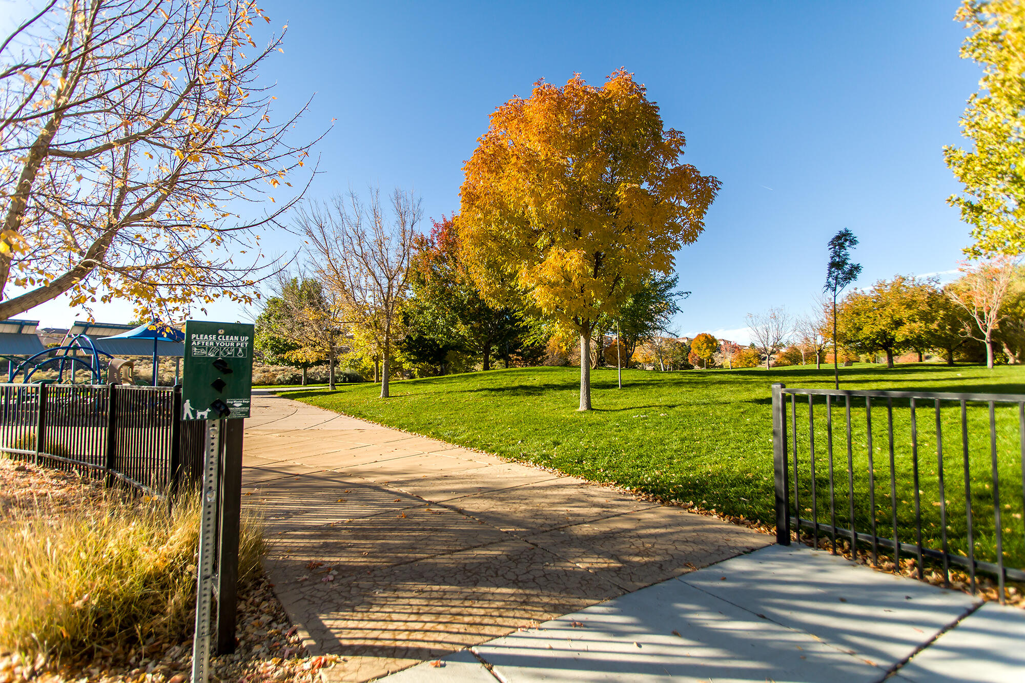 10472 CALLE ACANTA NW