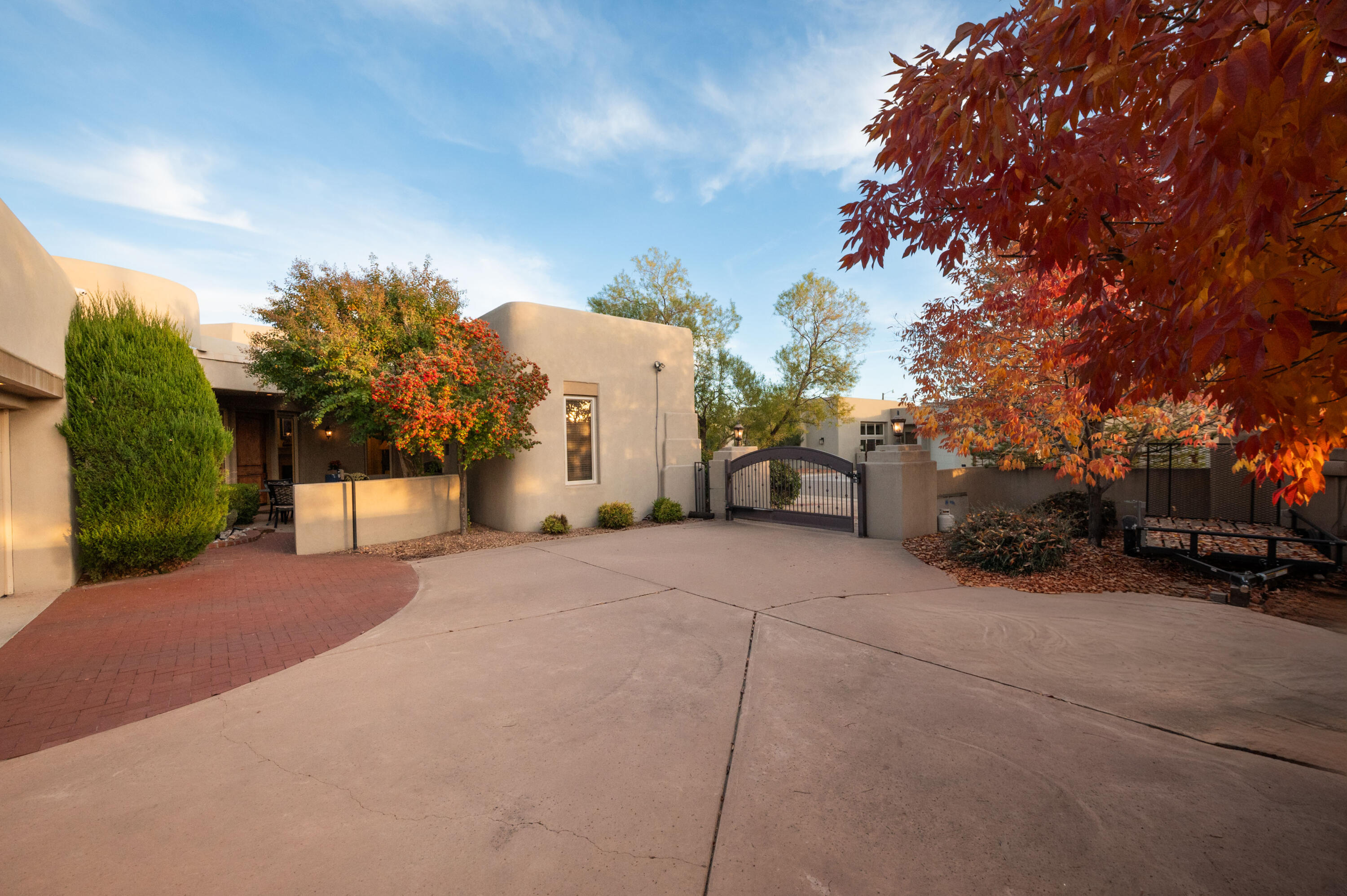 2315 Pinon Encantada Trail NW