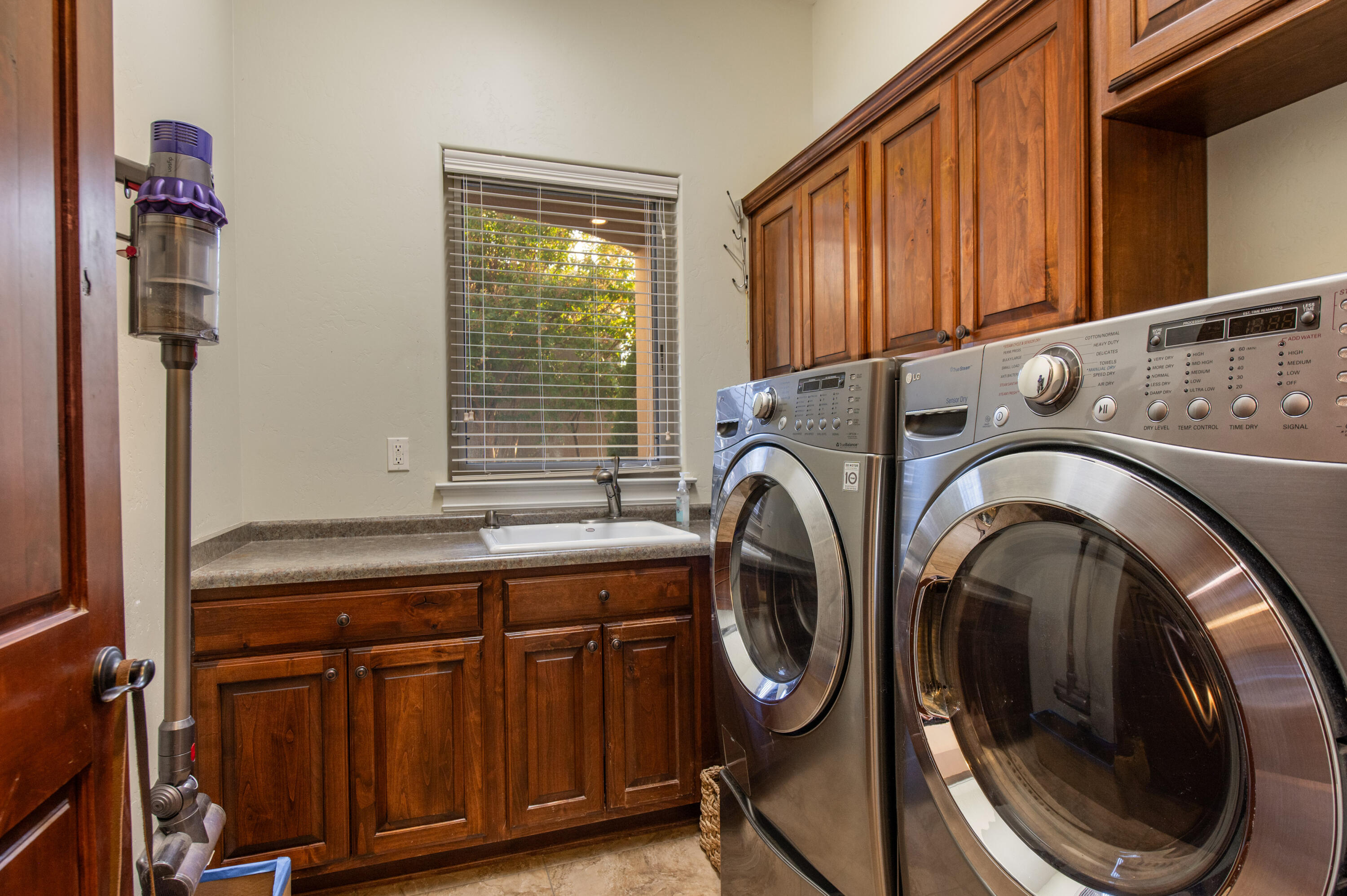 2315 Pinon Encantada Trail NW
