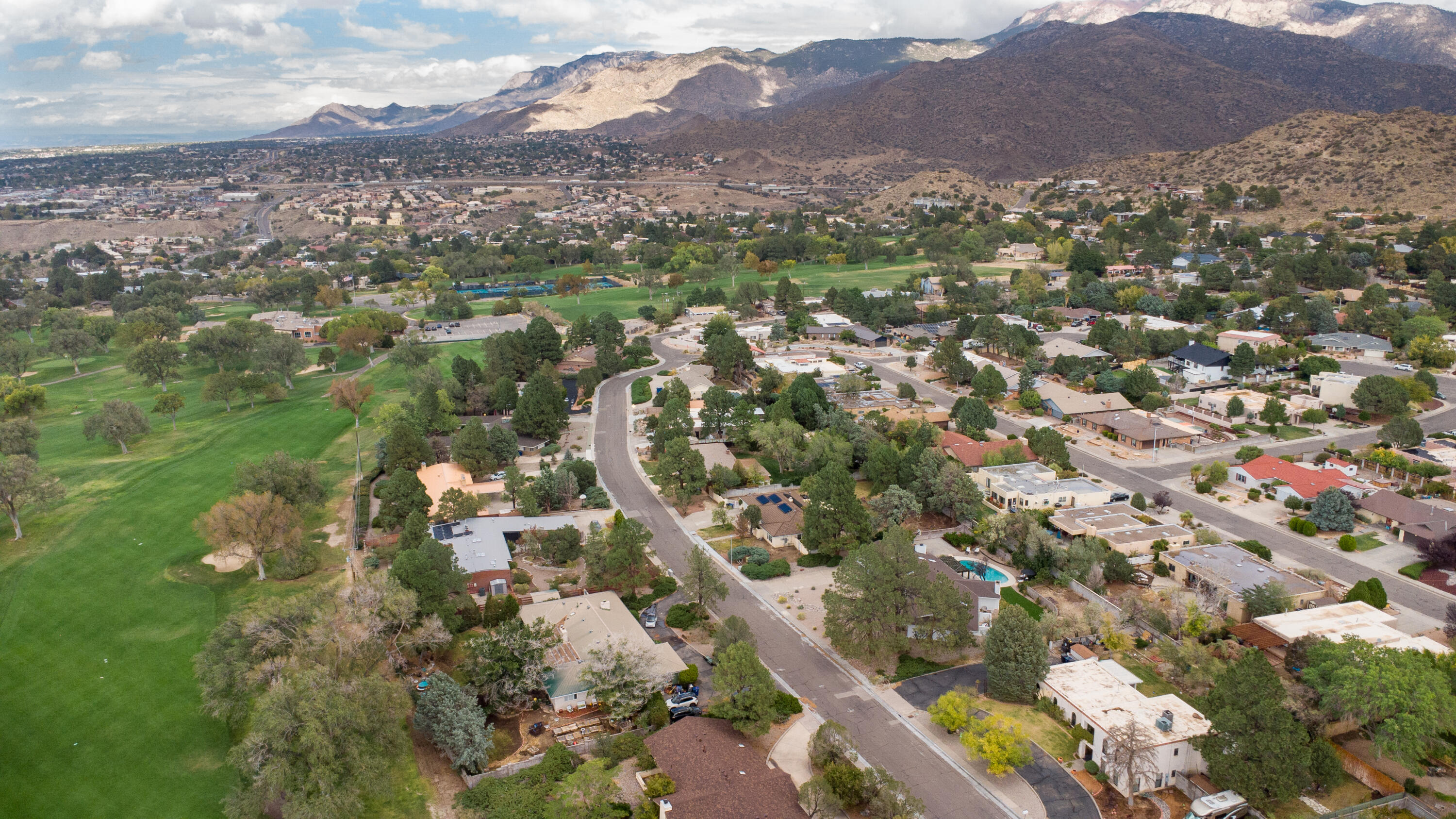 1620 Sagebrush Trail SE