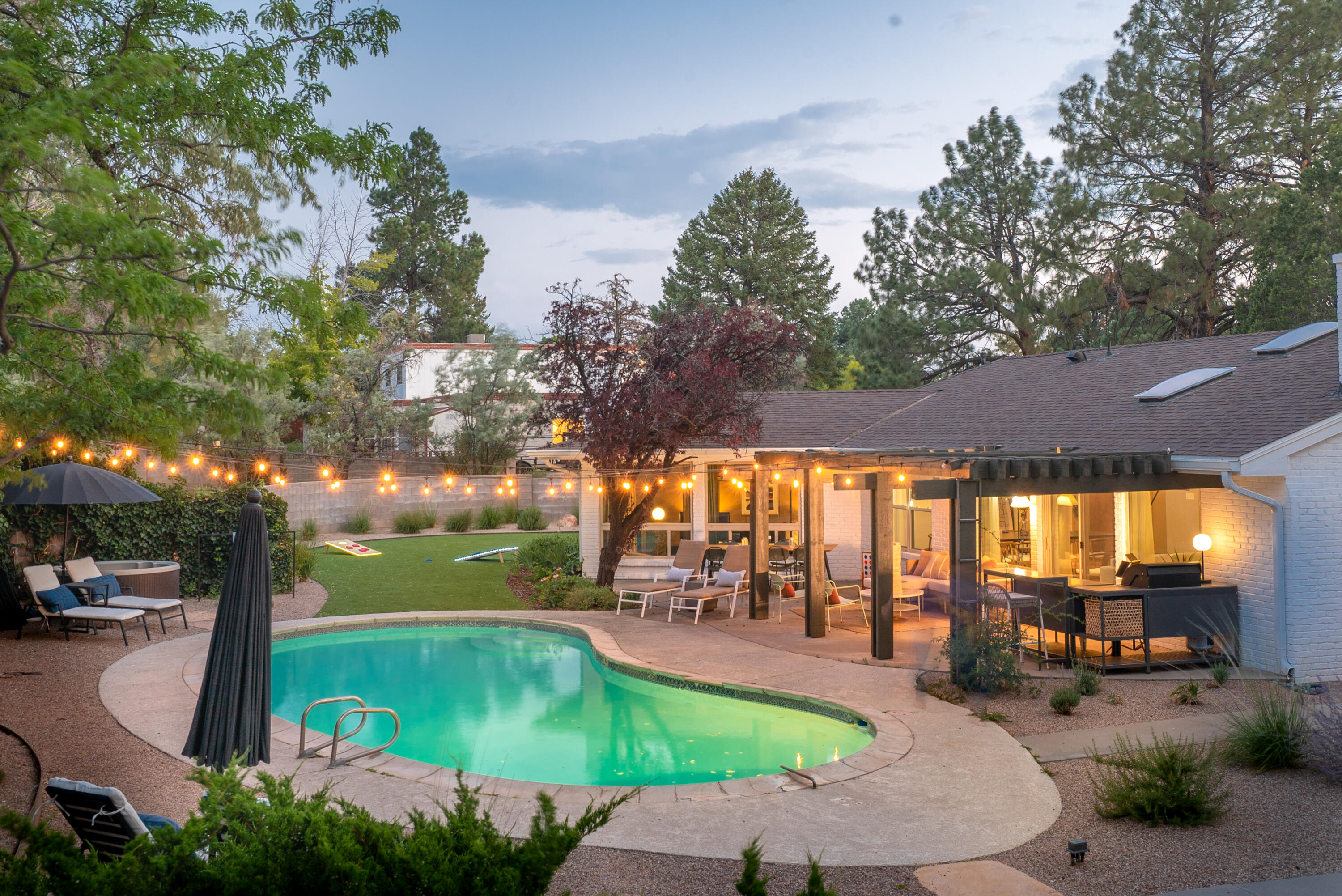 1620 Sagebrush Trail SE