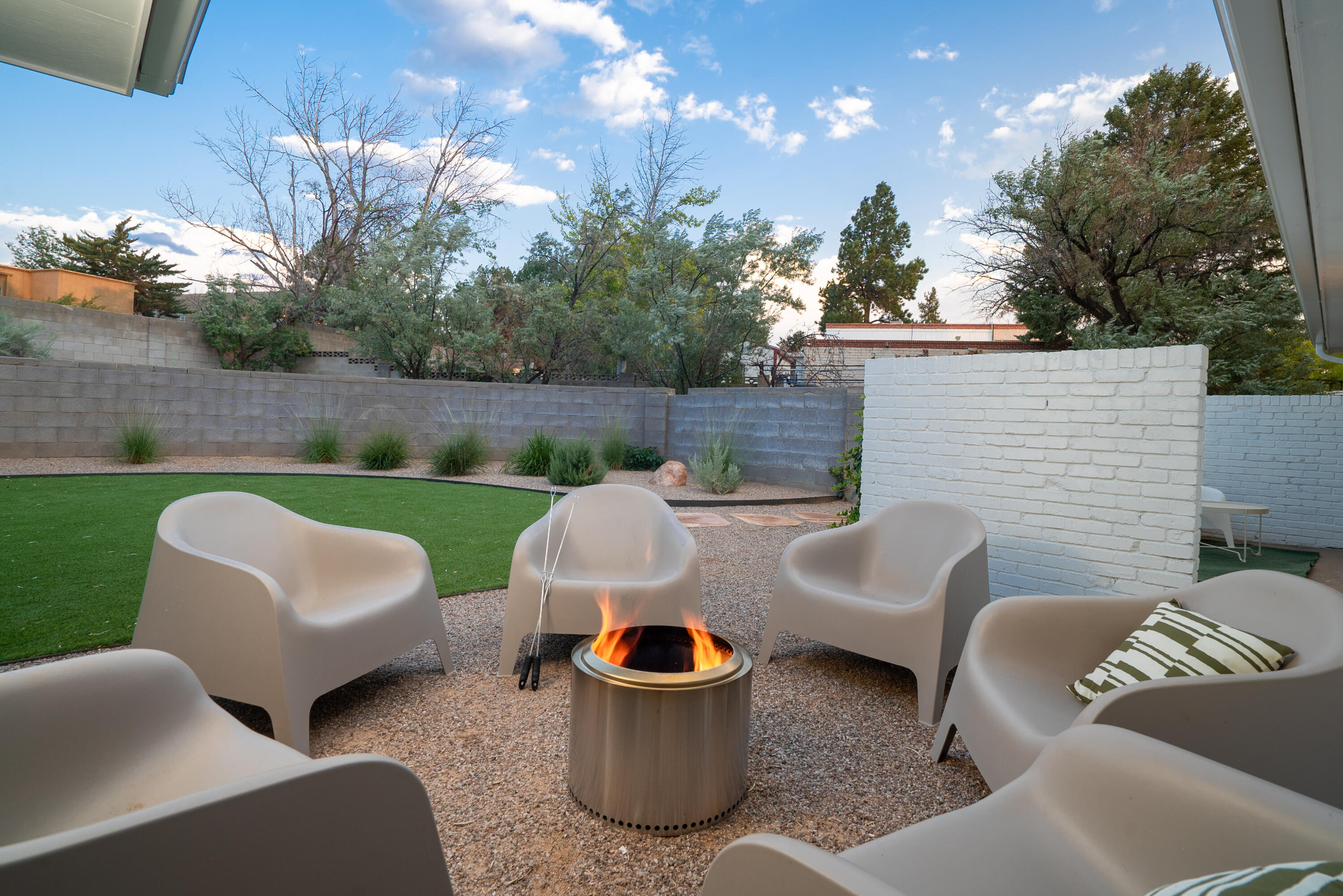 1620 Sagebrush Trail SE