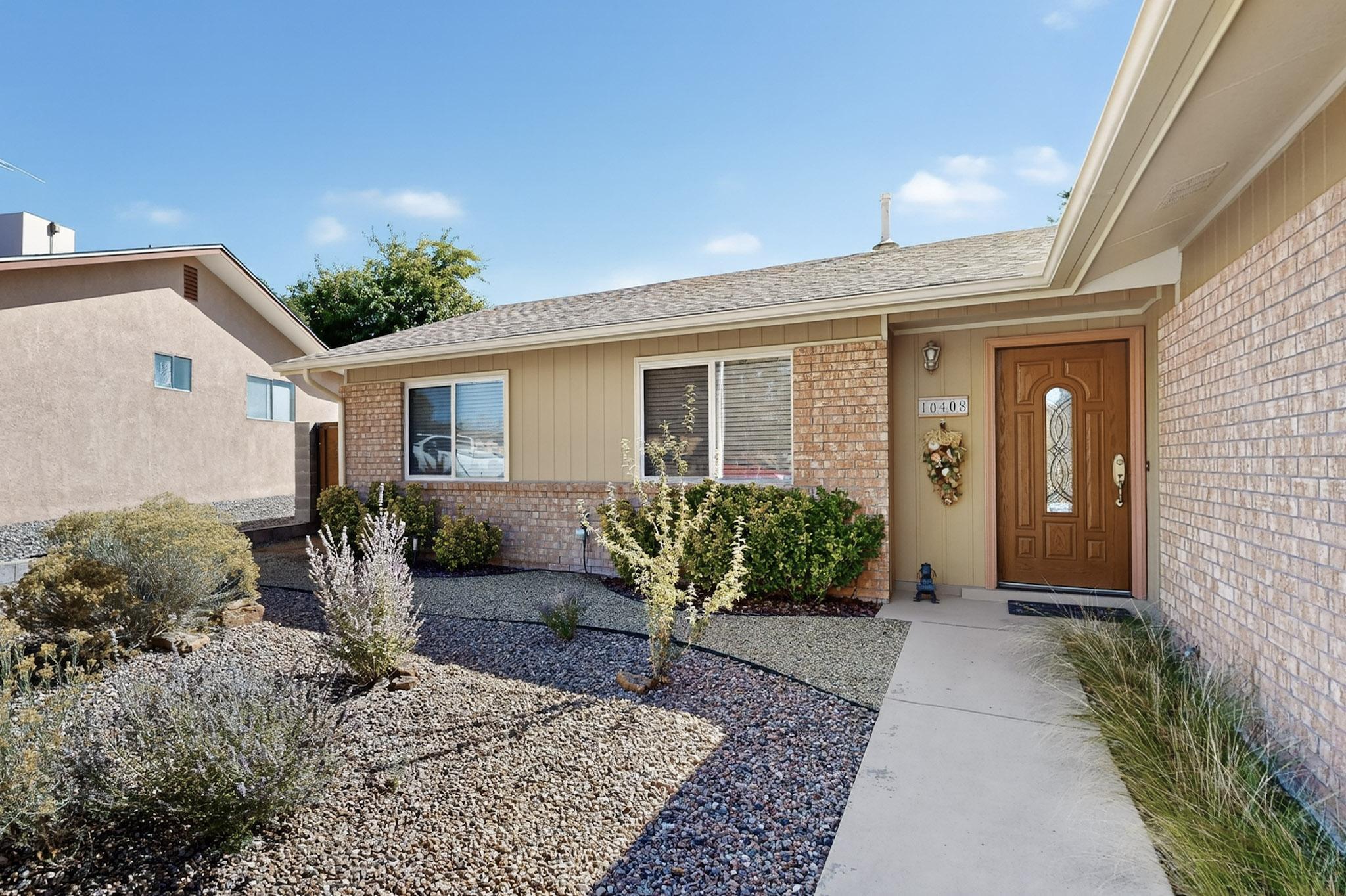 10408 Manzanillo Avenue NE