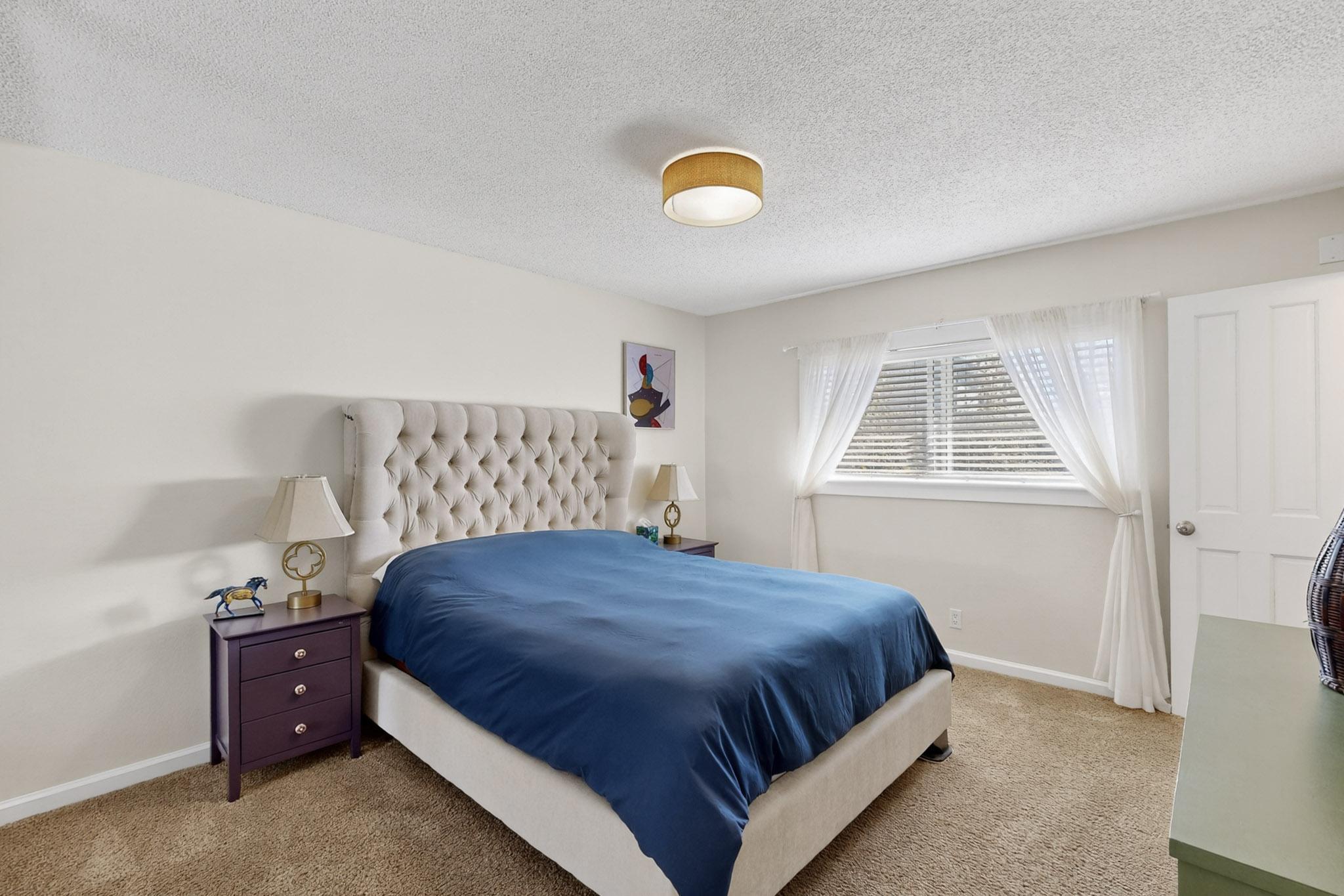 10408 Manzanillo Avenue NE