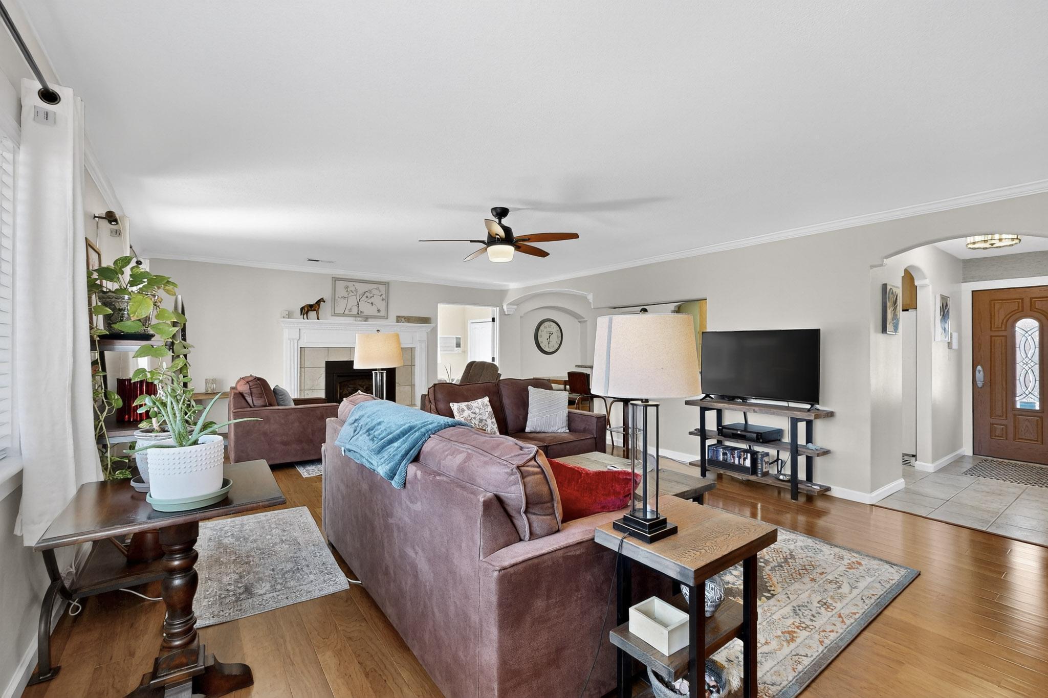 10408 Manzanillo Avenue NE