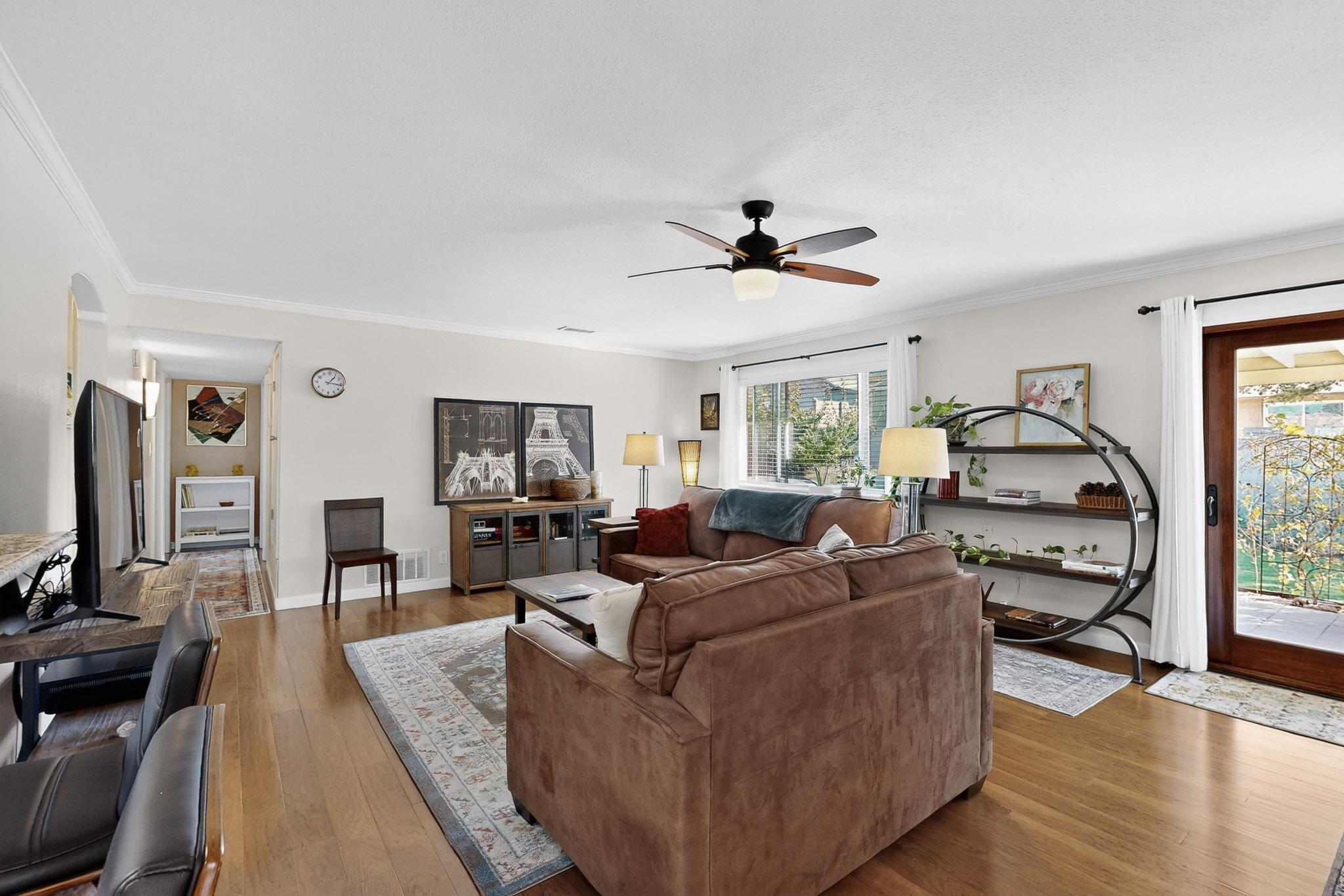 10408 Manzanillo Avenue NE