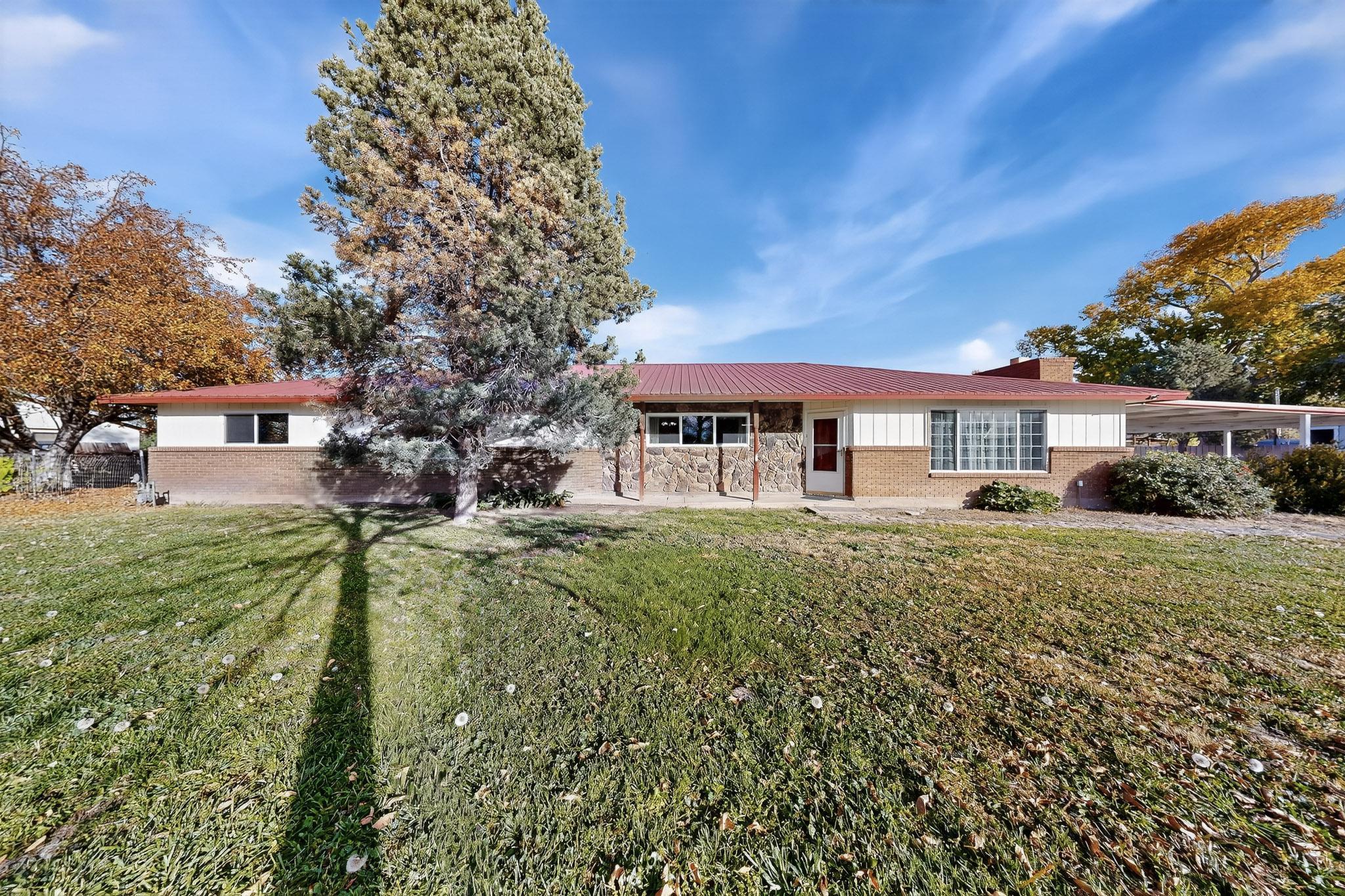 1110 Ranchero Road
