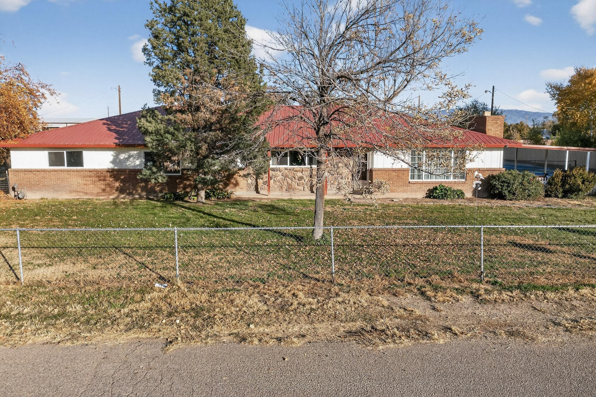 1110 Ranchero Road