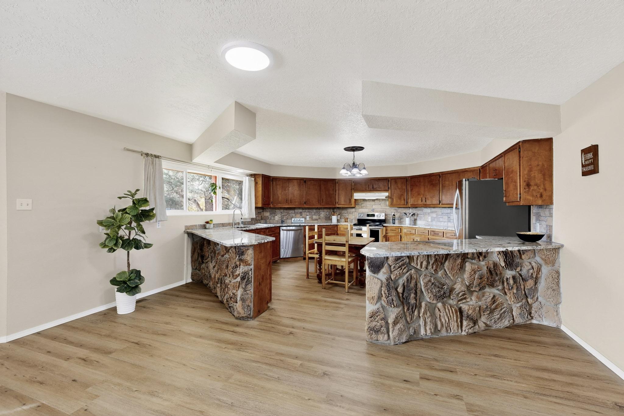 1110 Ranchero Road