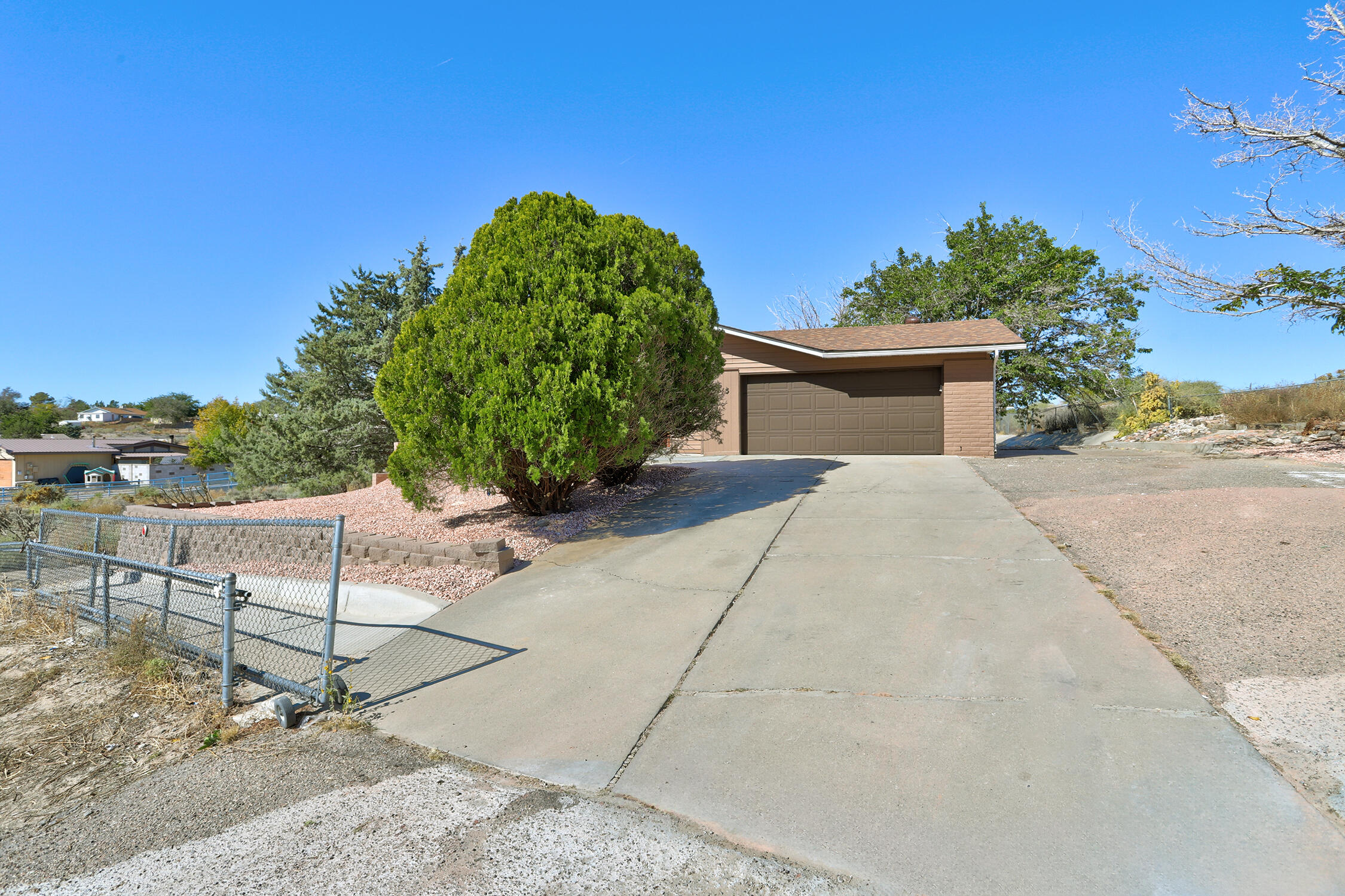 565 Lisbon Avenue SE