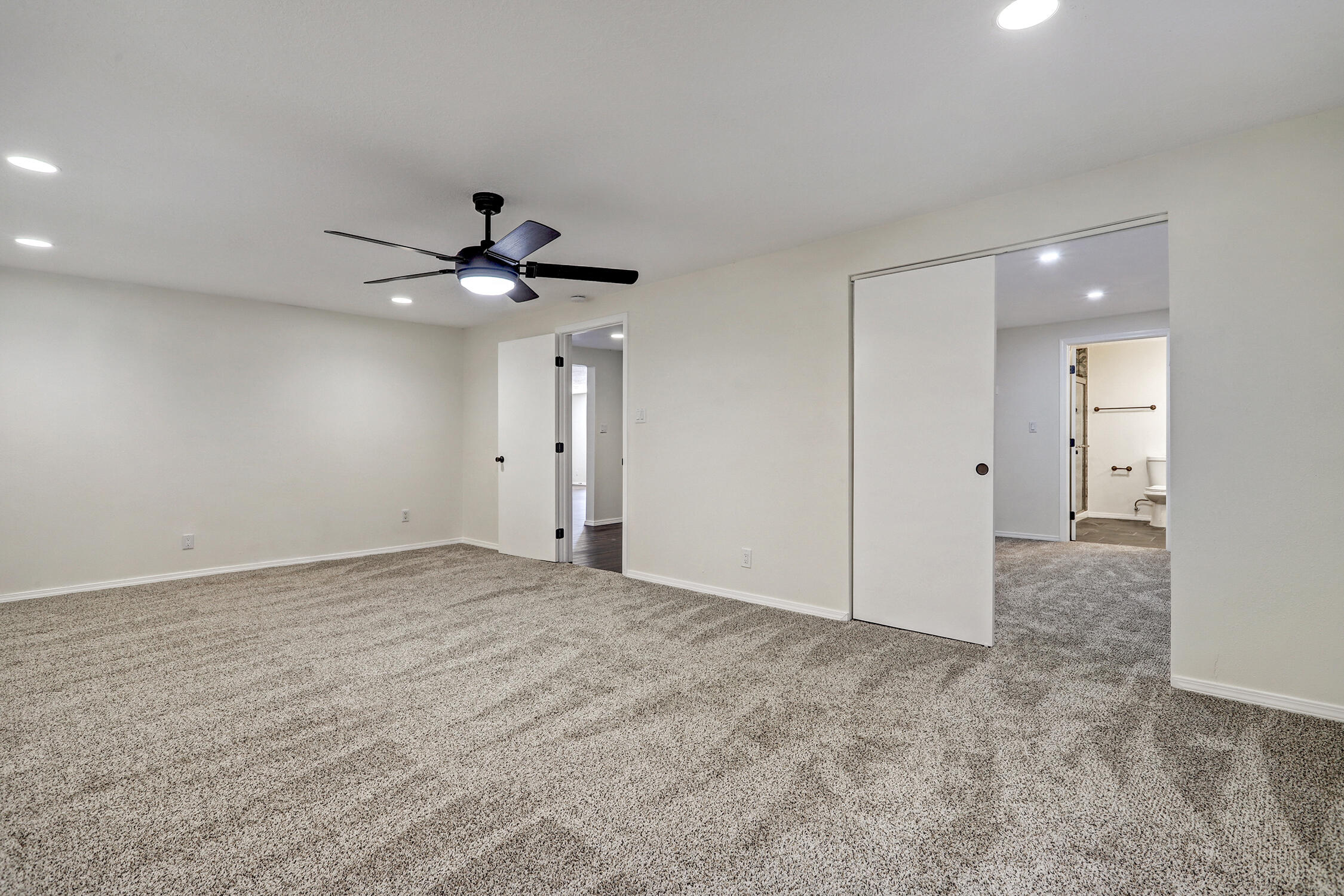 565 Lisbon Avenue SE