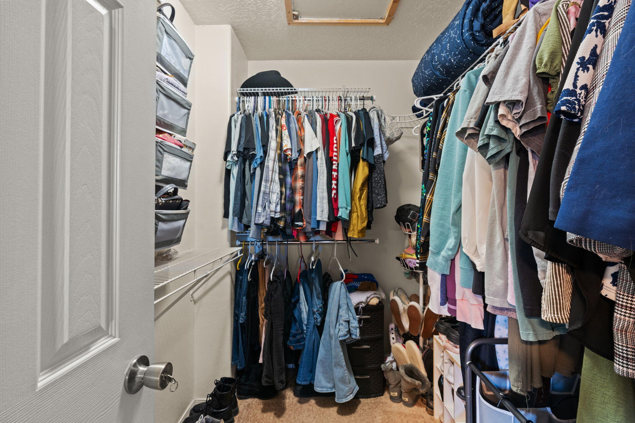 7409 Cerros Place NW