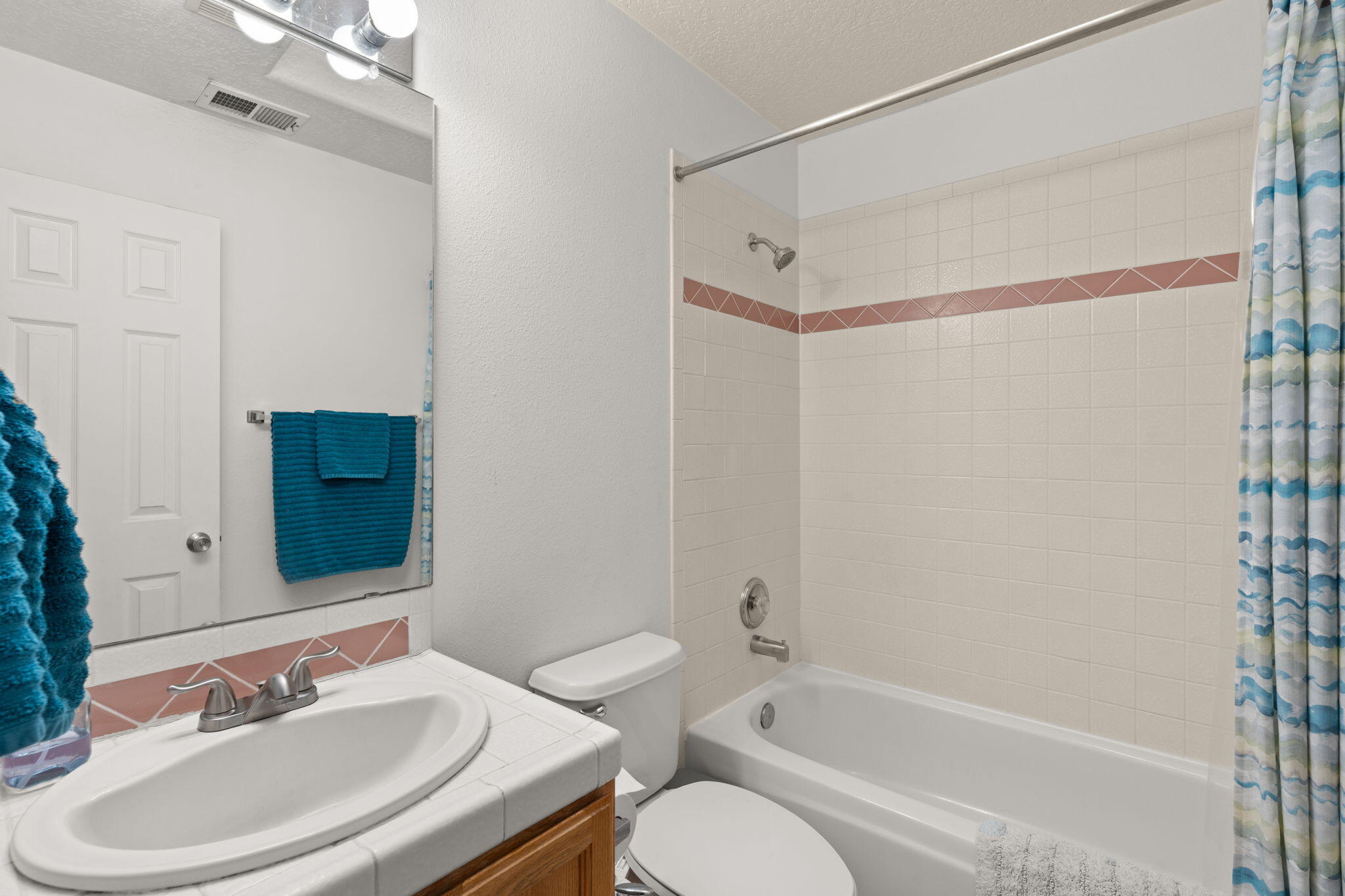 7409 Cerros Place NW