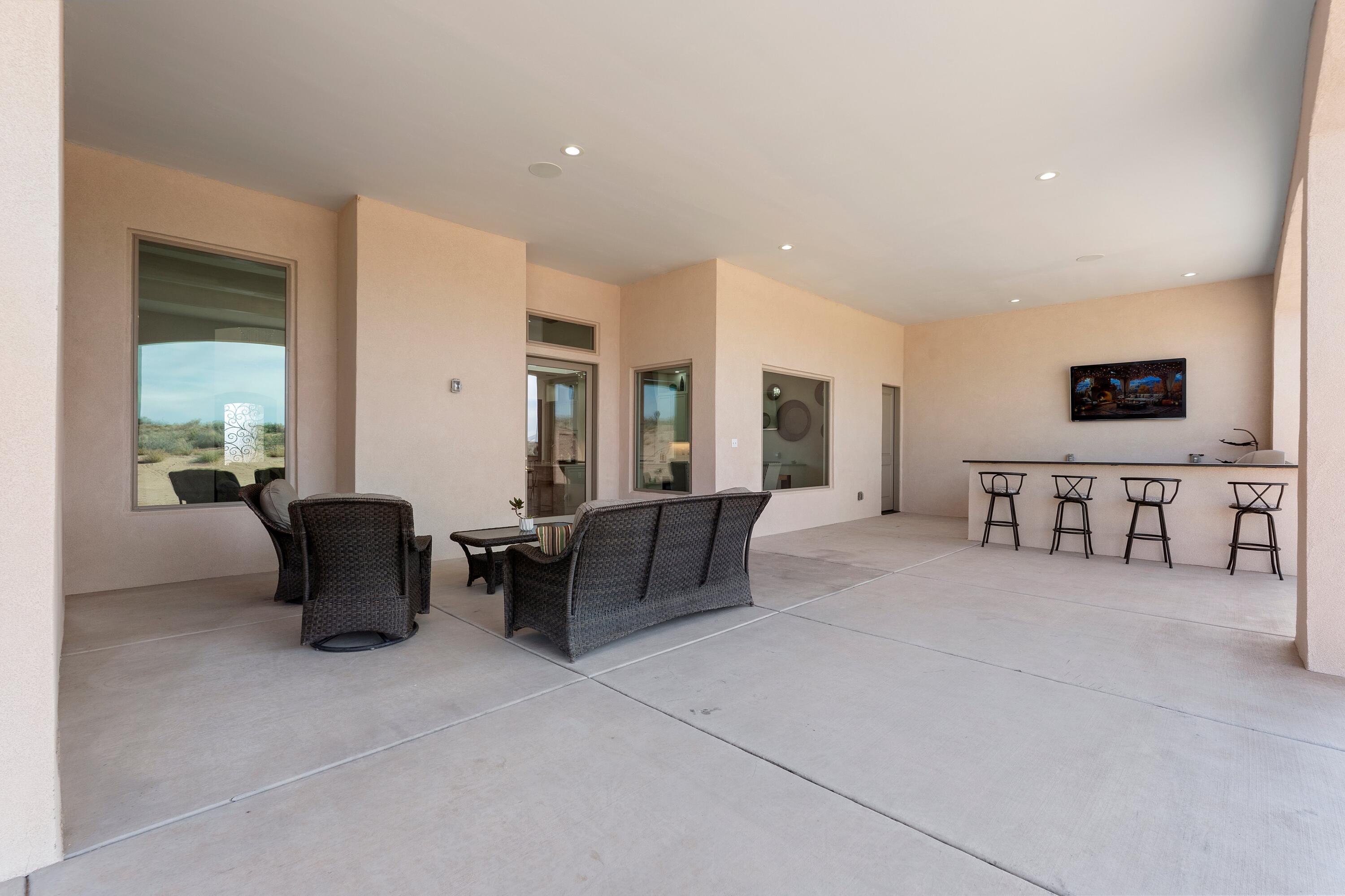 2005 Mate Court NE