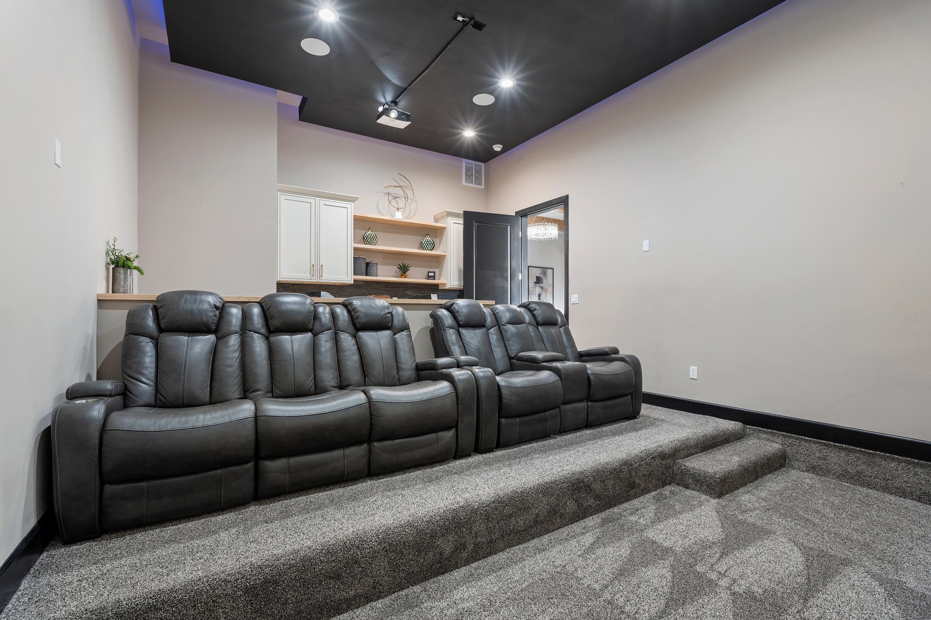 2005 Mate Court NE
