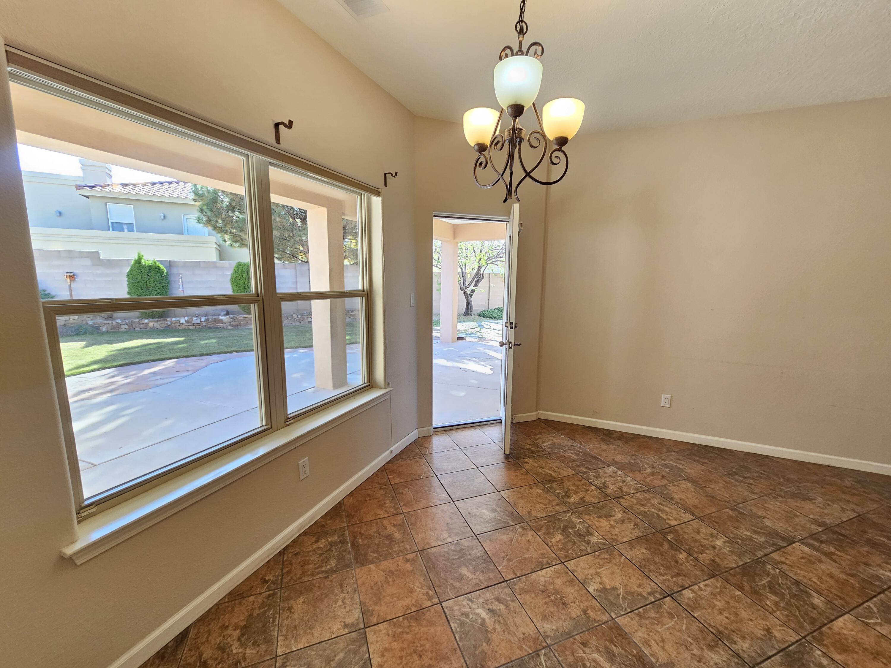 12076 Crimson Glory Road NE