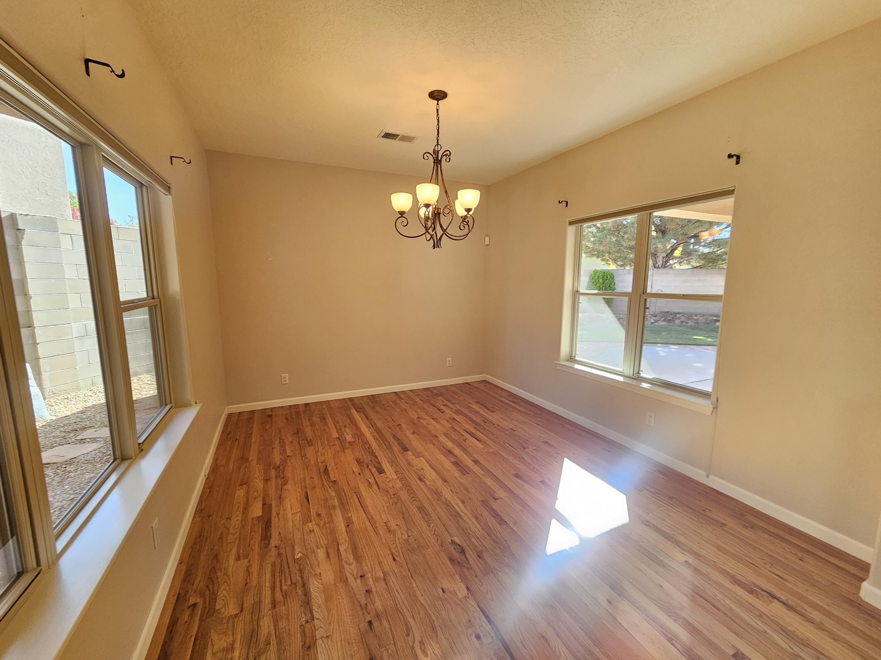 12076 Crimson Glory Road NE