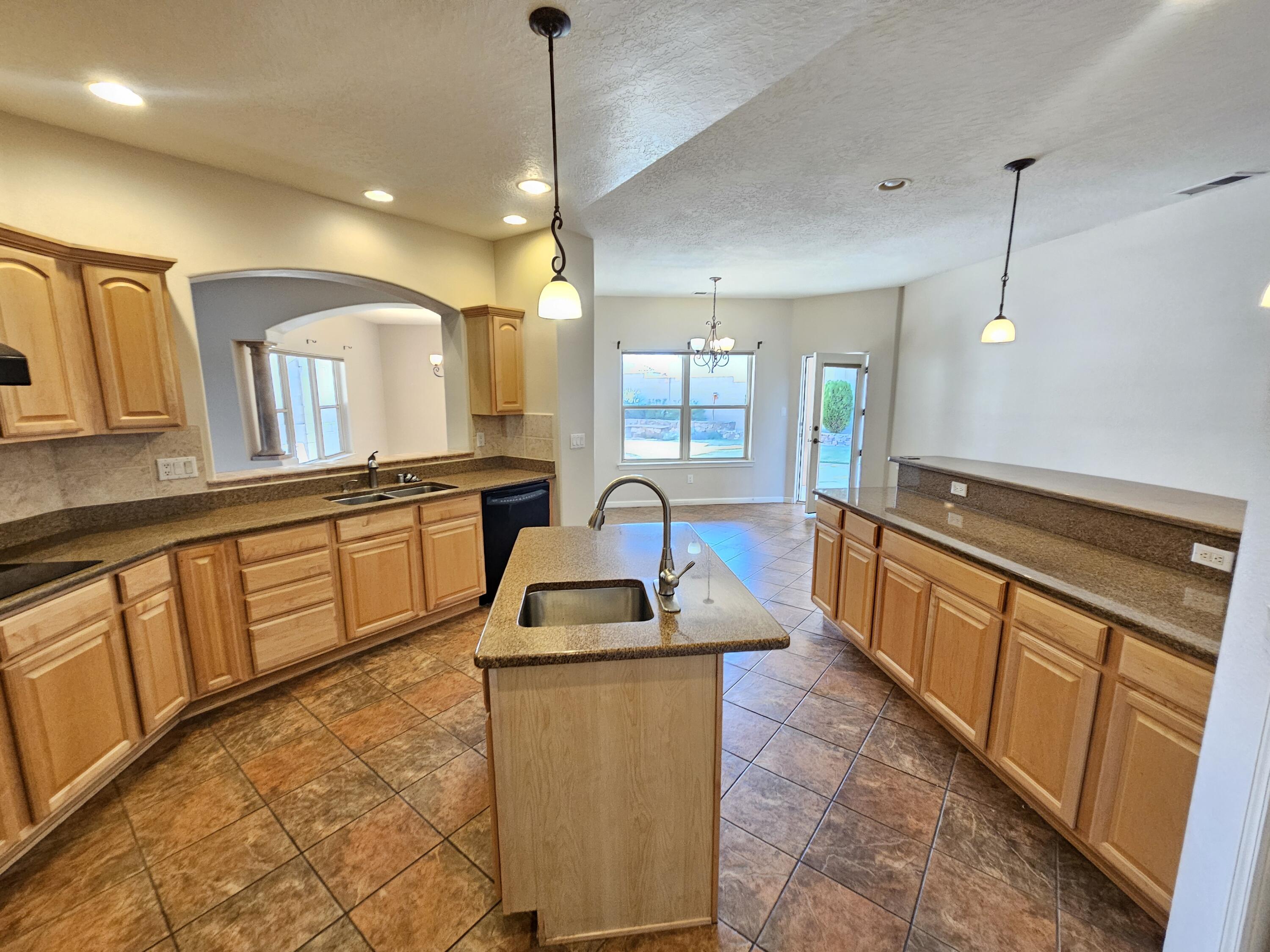 12076 Crimson Glory Road NE