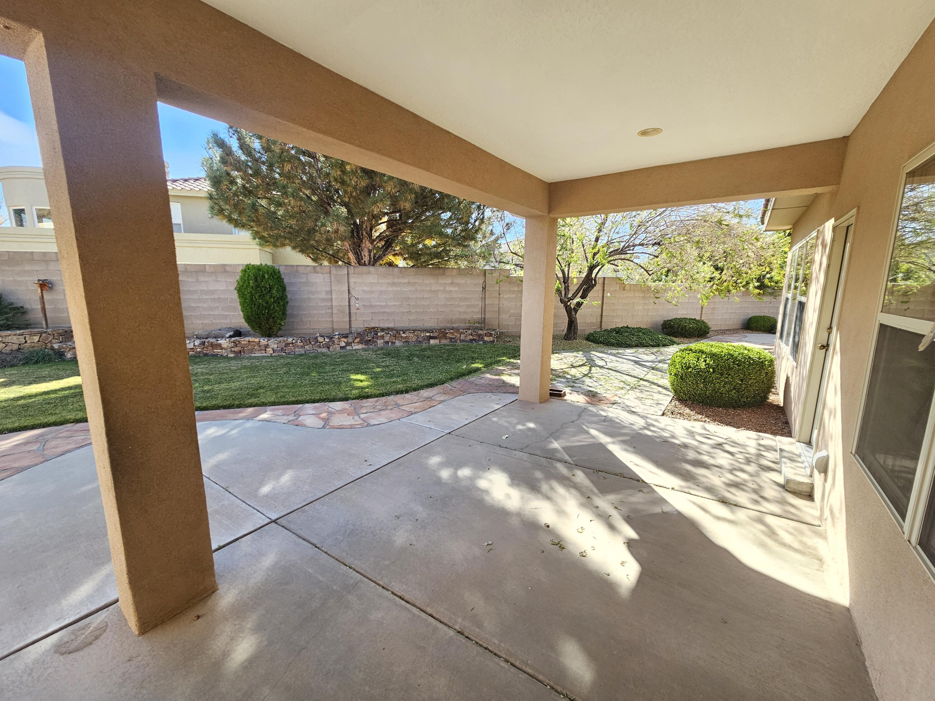 12076 Crimson Glory Road NE