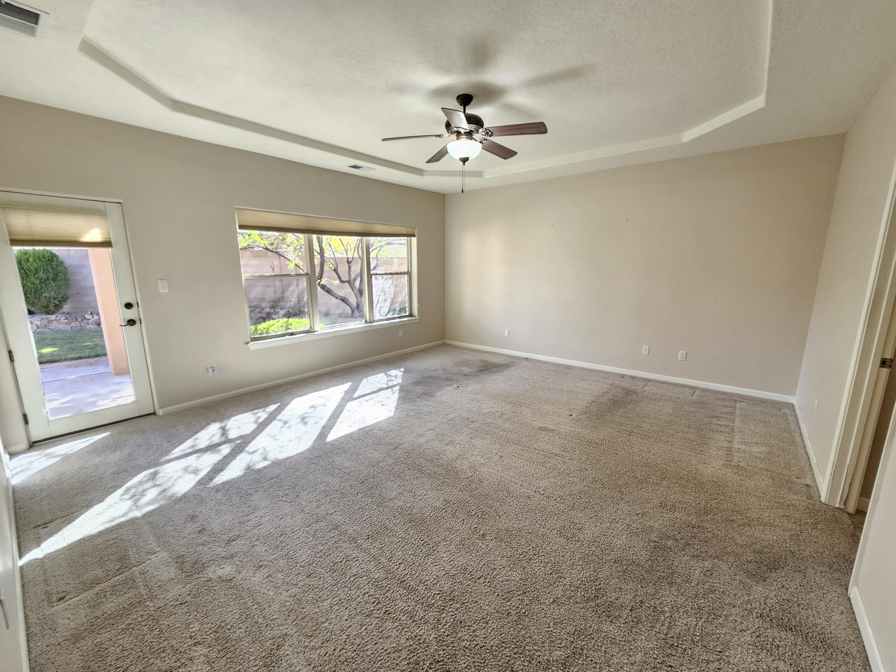 12076 Crimson Glory Road NE