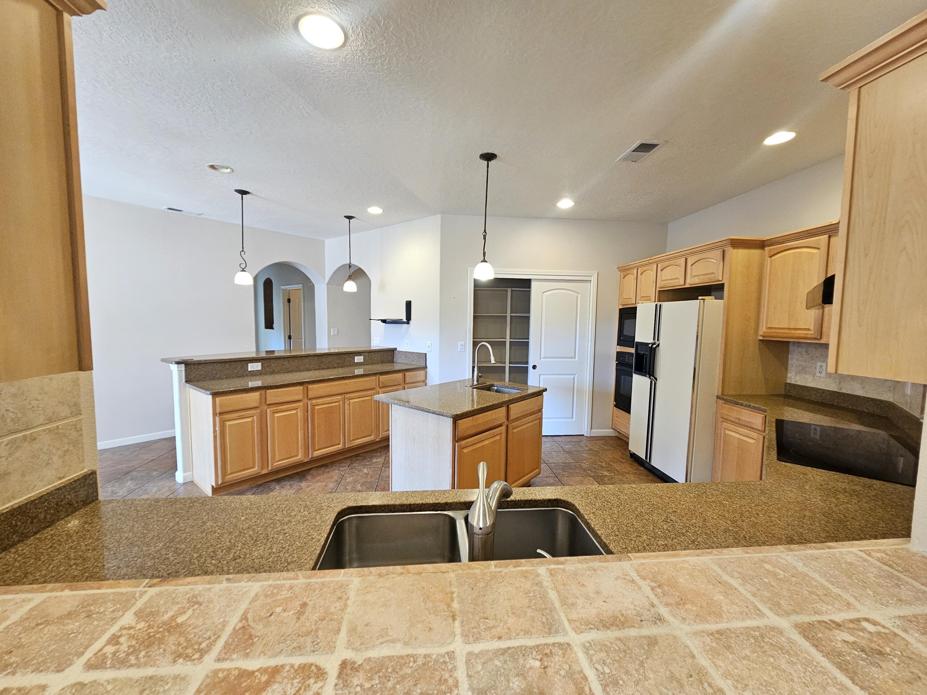 12076 Crimson Glory Road NE