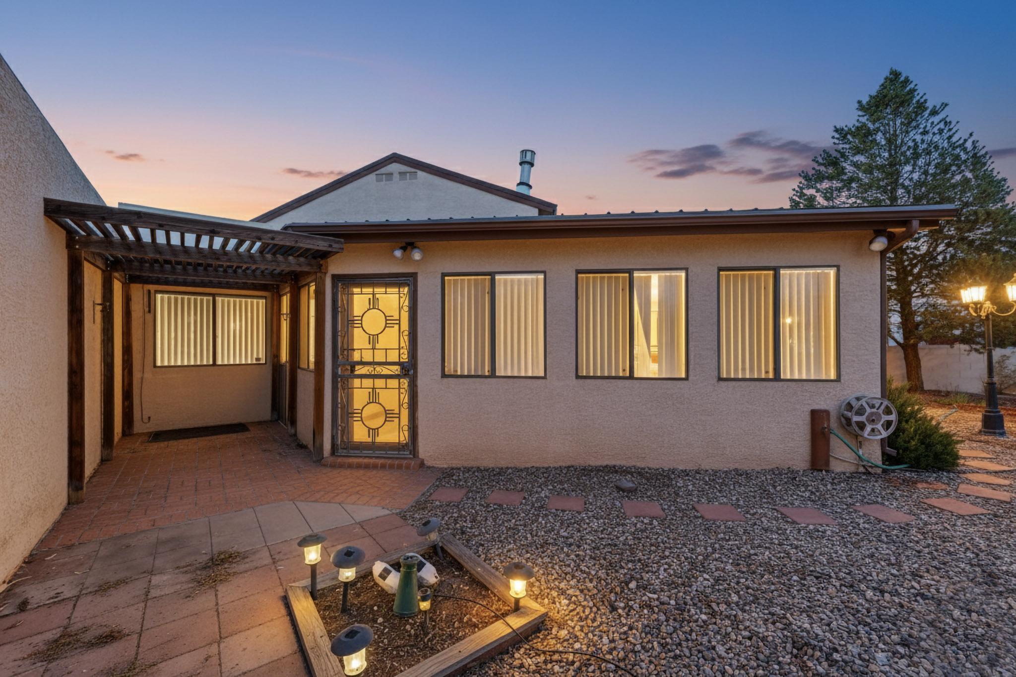 1101 Calle Del Valle