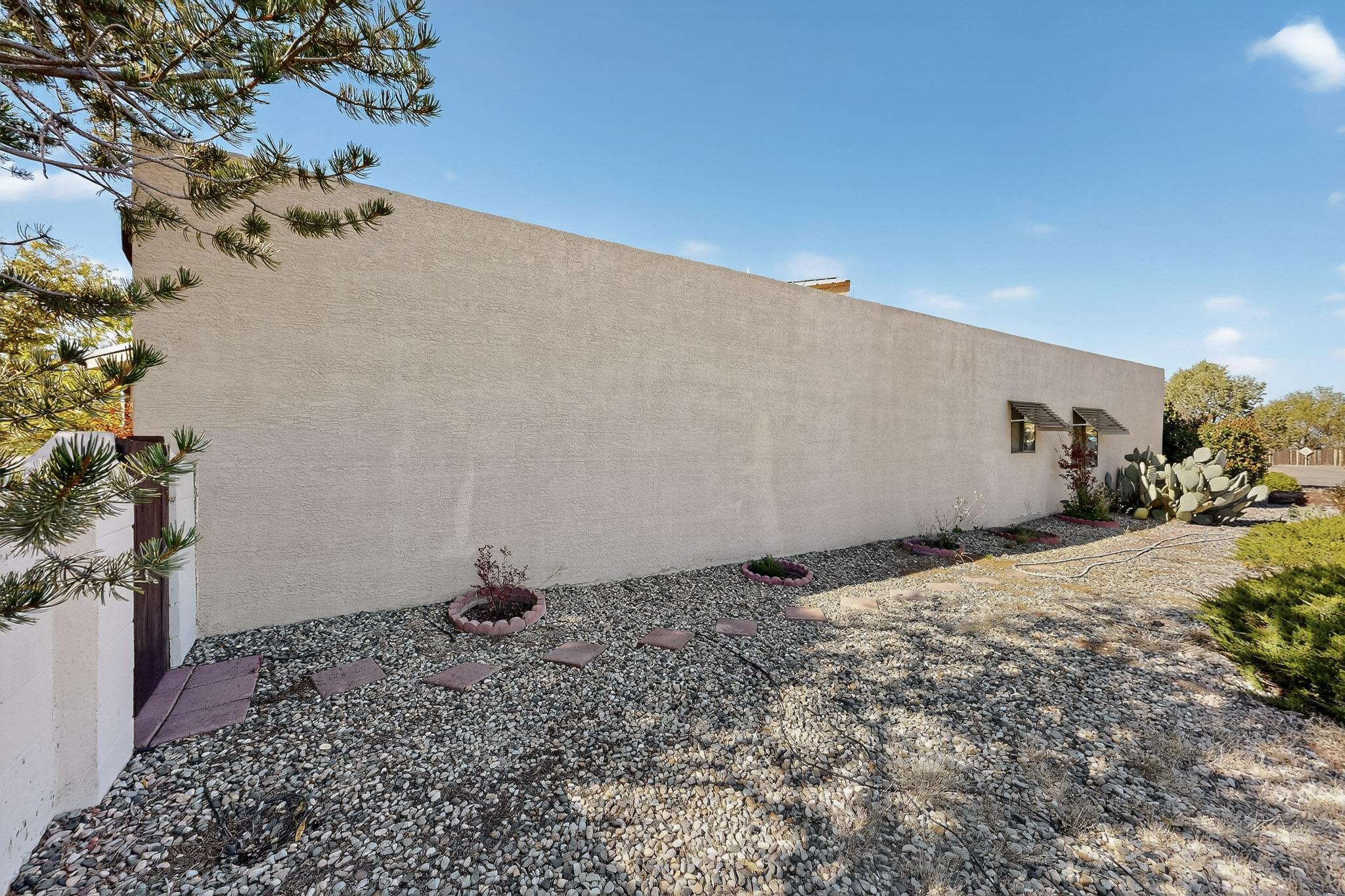 1101 Calle Del Valle