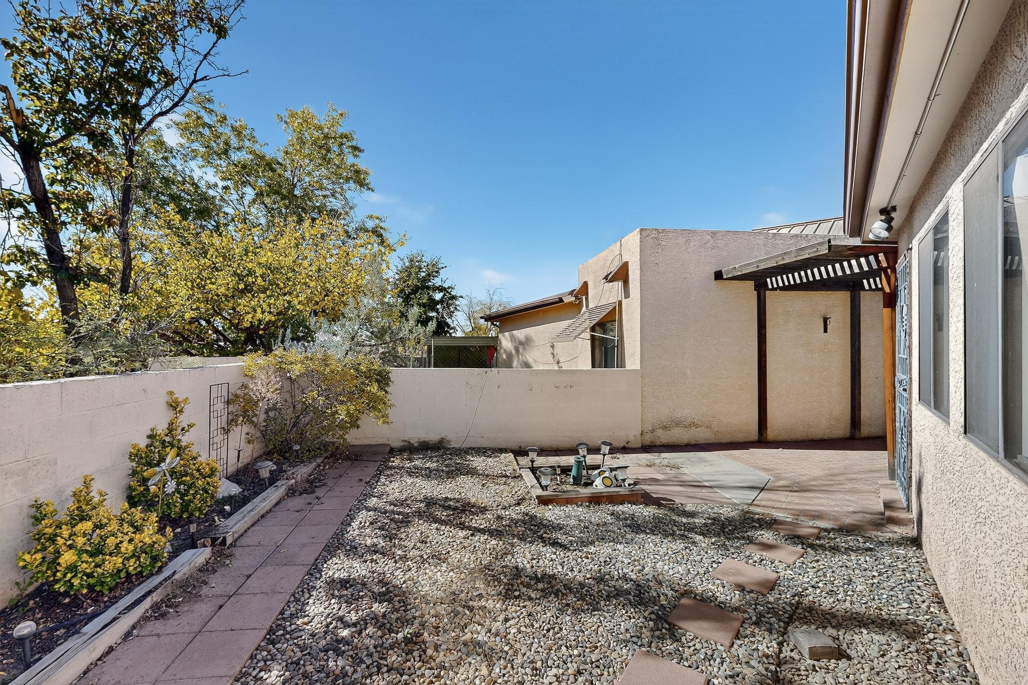 1101 Calle Del Valle