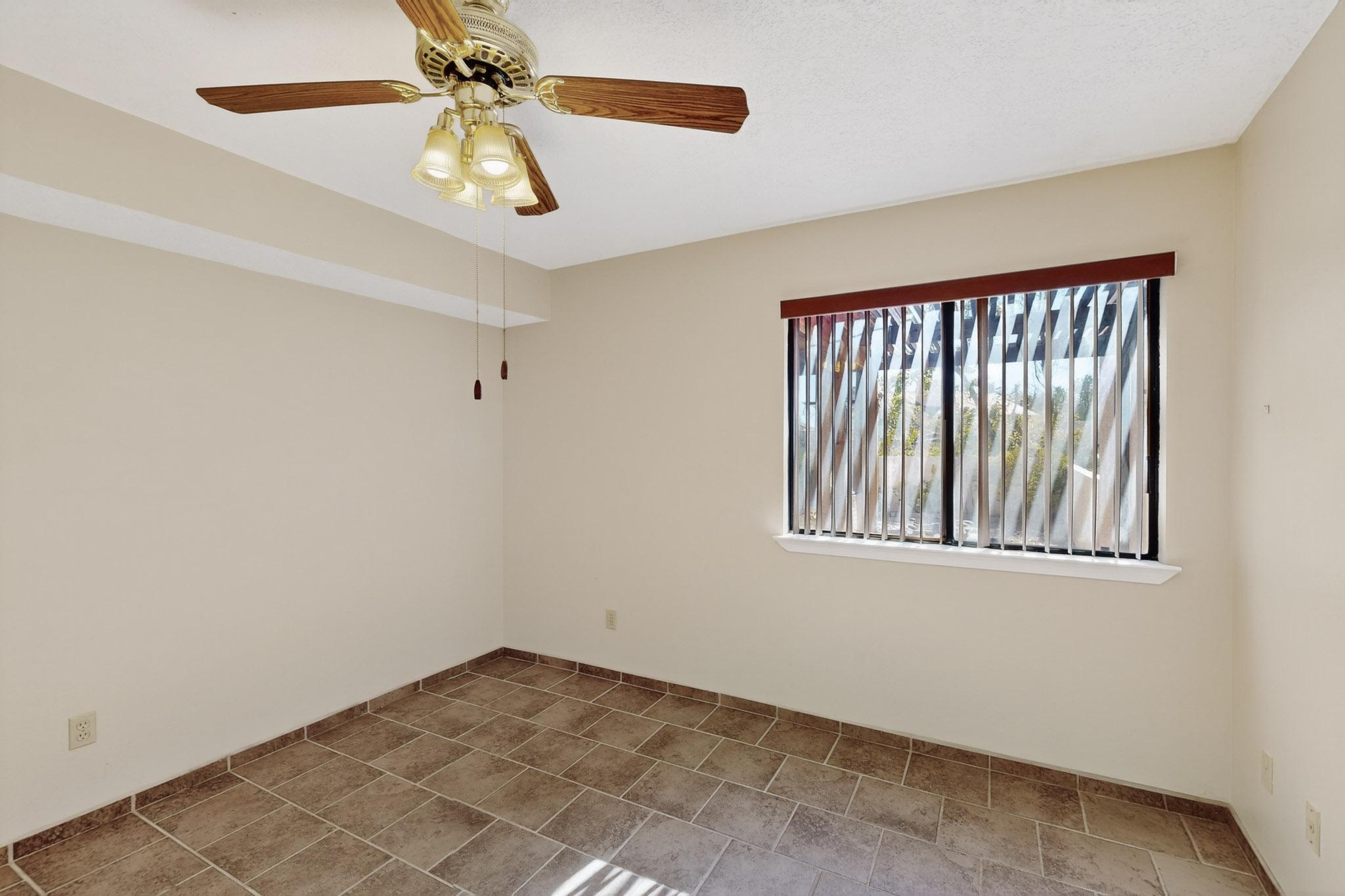 1101 Calle Del Valle