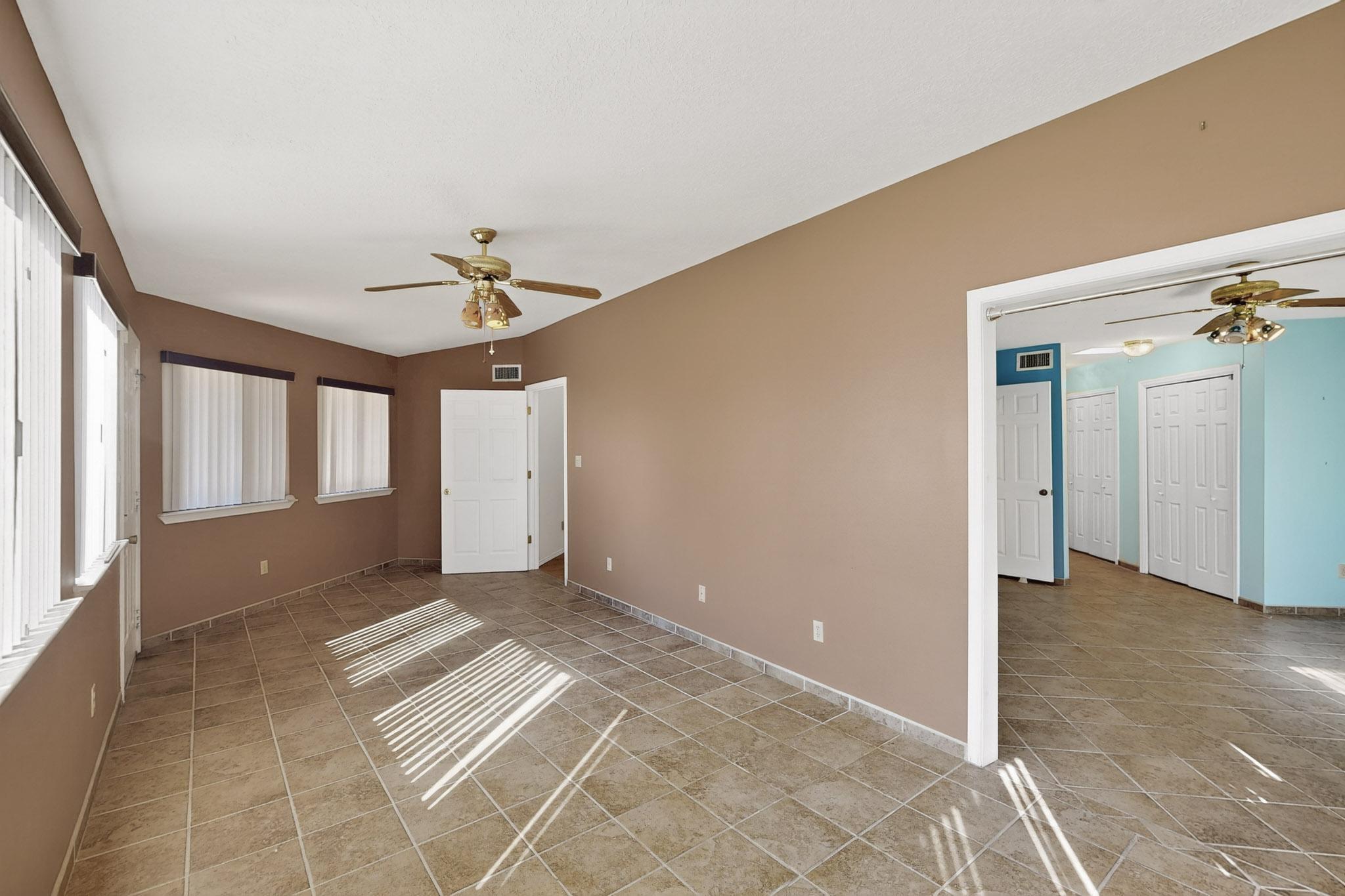 1101 Calle Del Valle