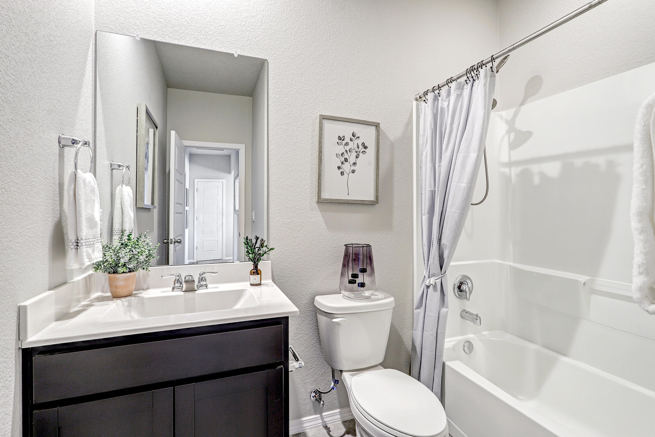 4802 Mount Salas Street NE