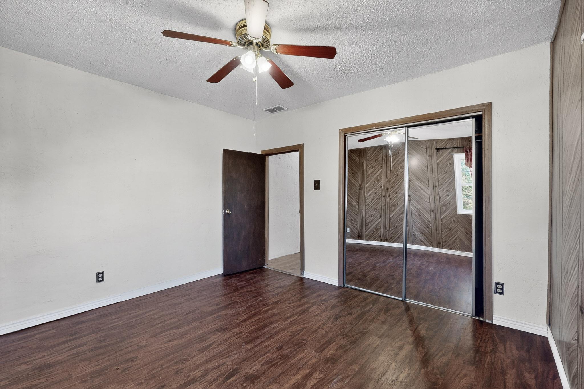 2715 Floral Road NW