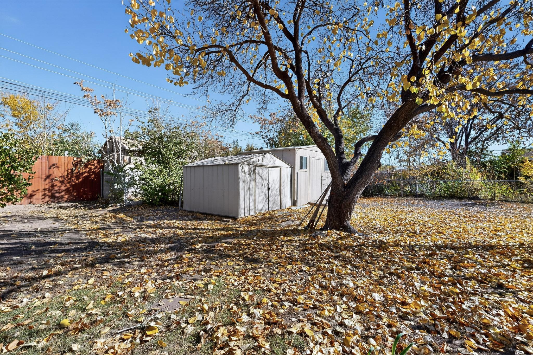 2715 Floral Road NW