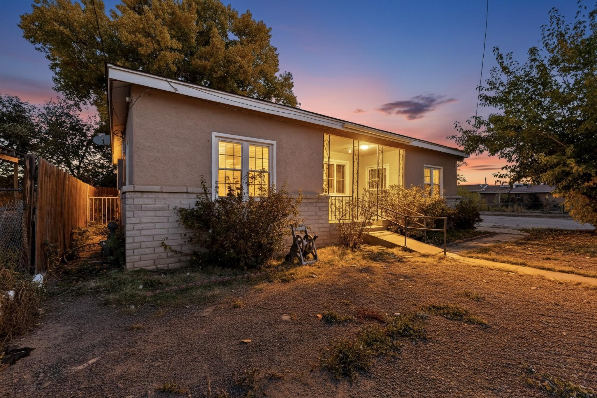 2715 Floral Road NW