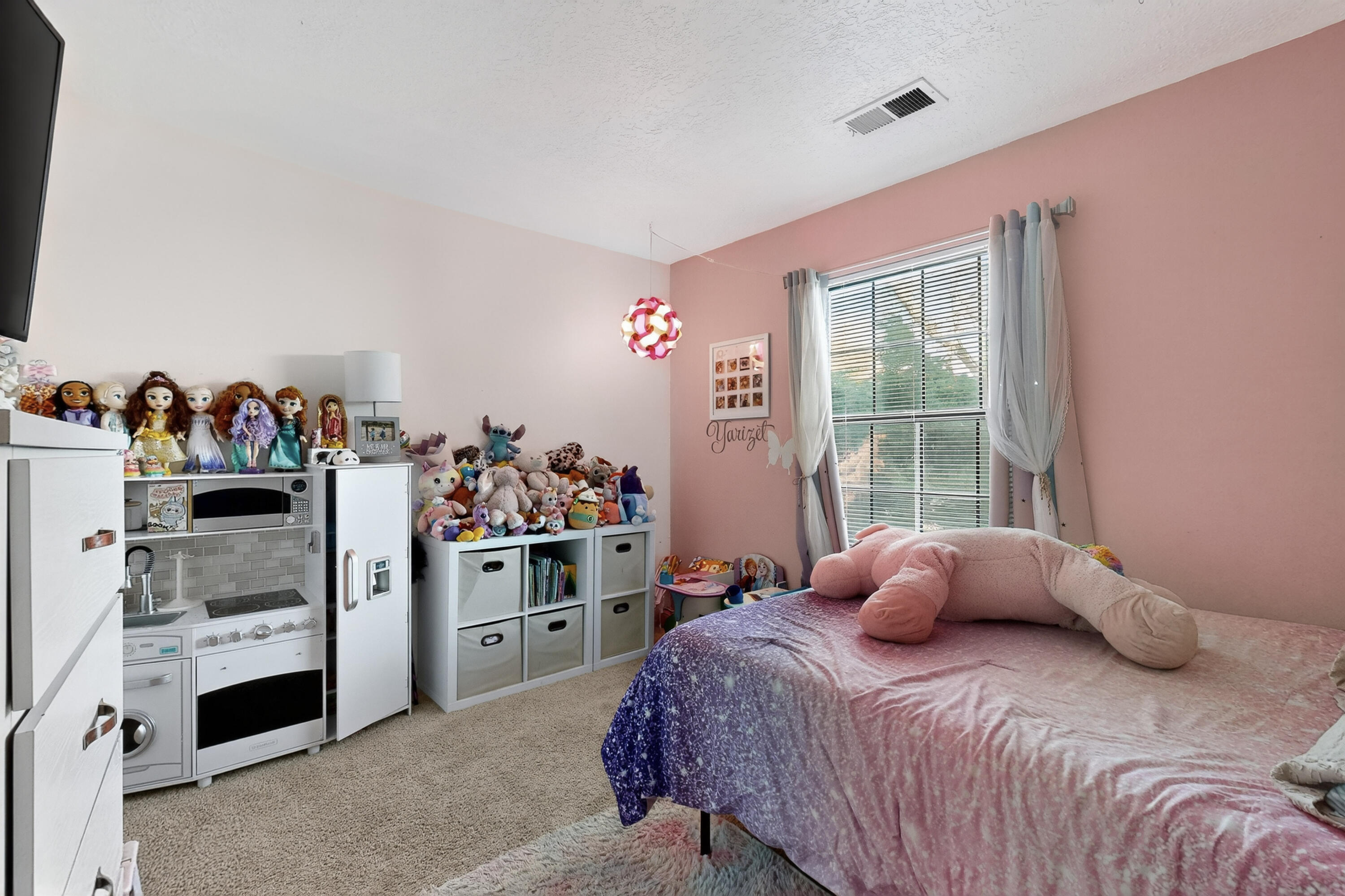 469 Wagon Train Drive SE