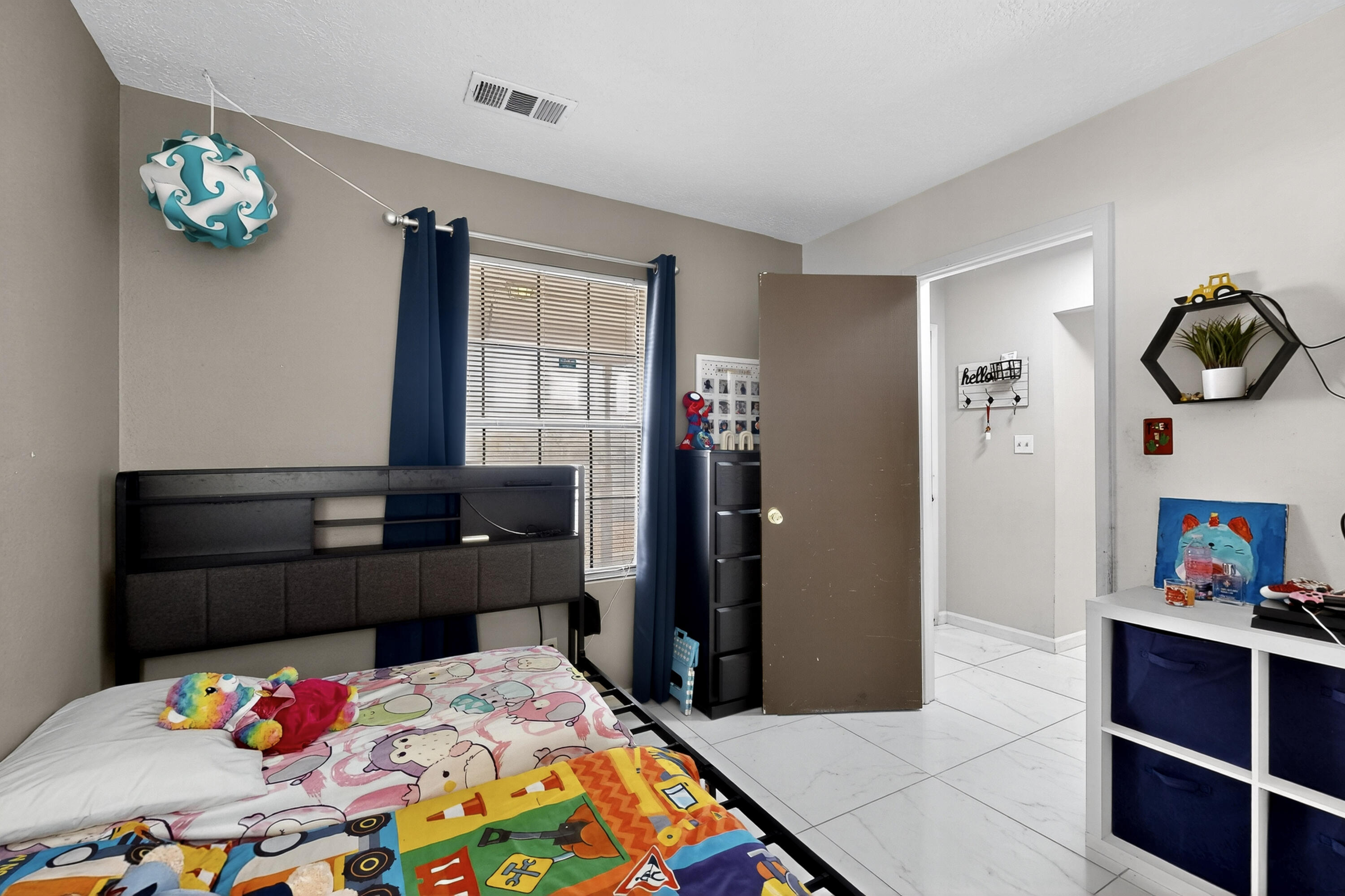 469 Wagon Train Drive SE