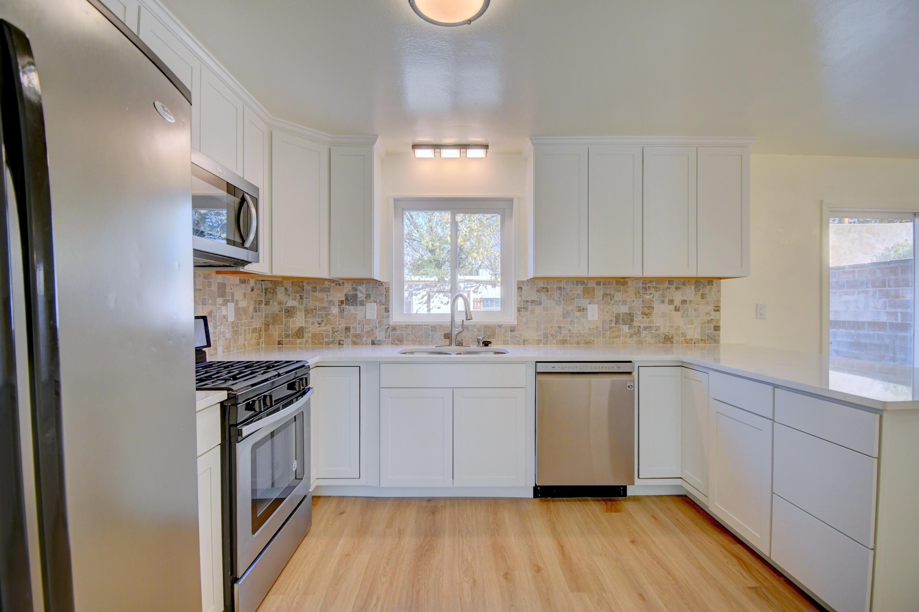 11417 Snowheights Boulevard NE