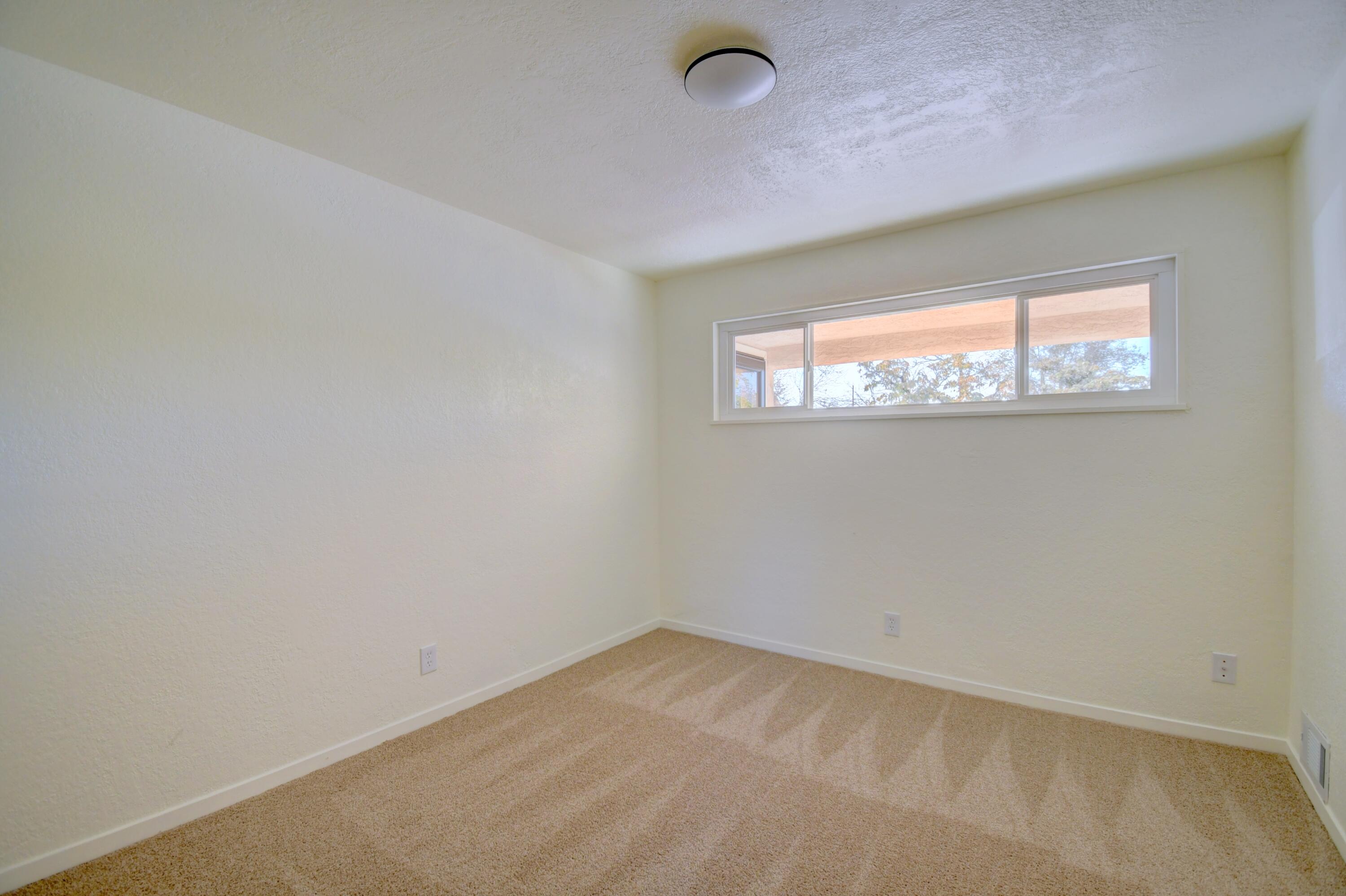 11417 Snowheights Boulevard NE