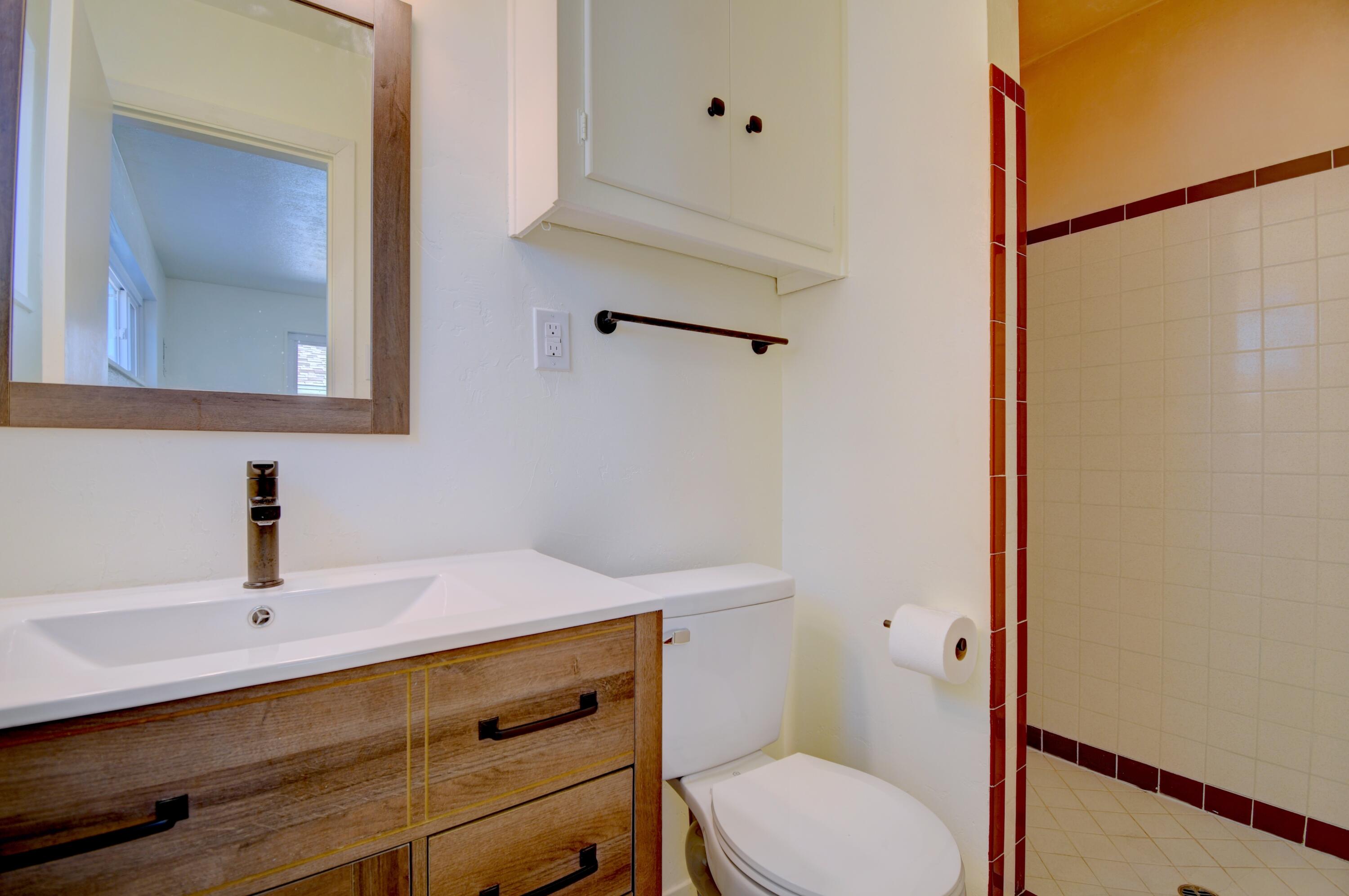 11417 Snowheights Boulevard NE