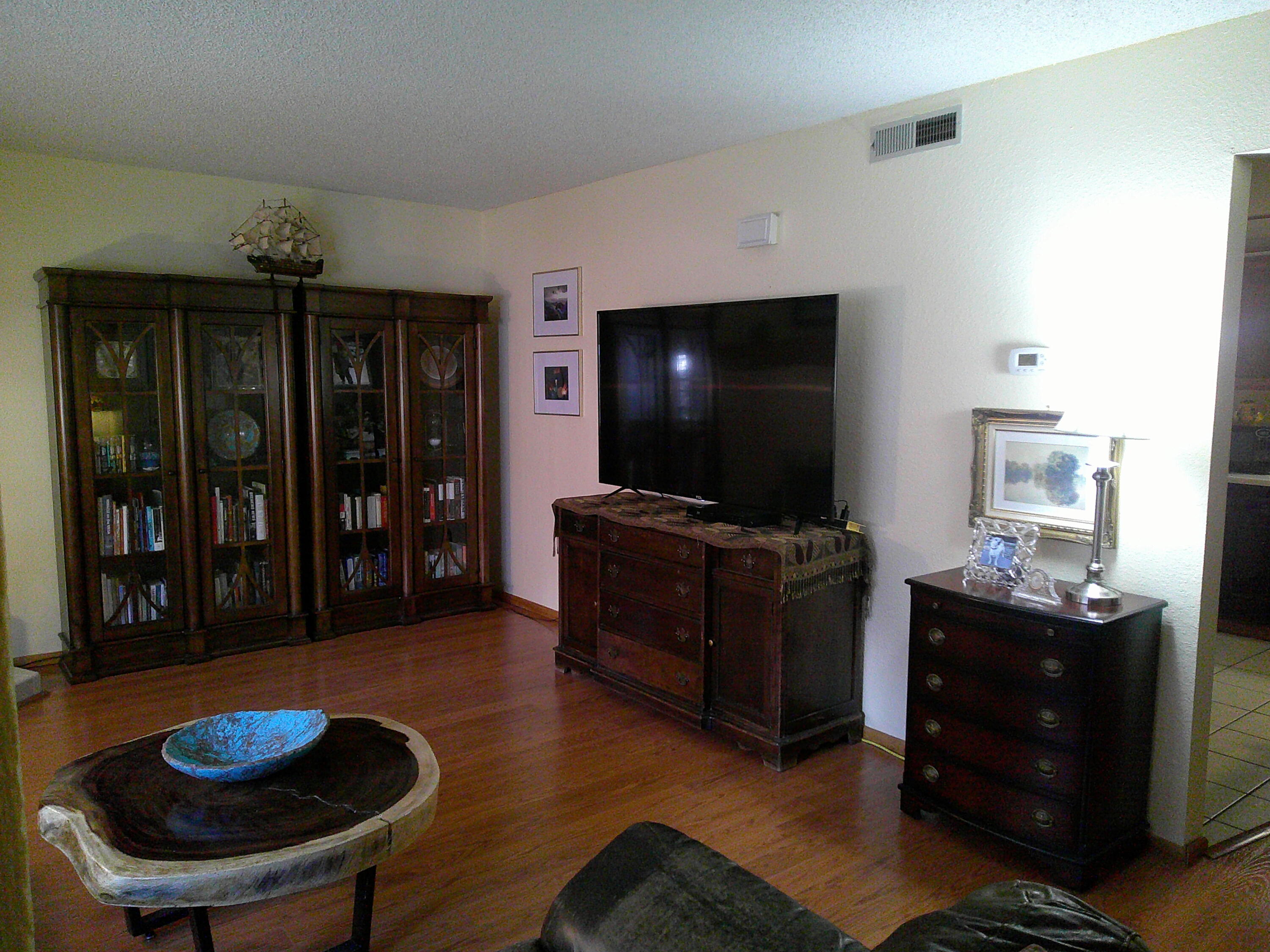 7453 Prairie Road NE