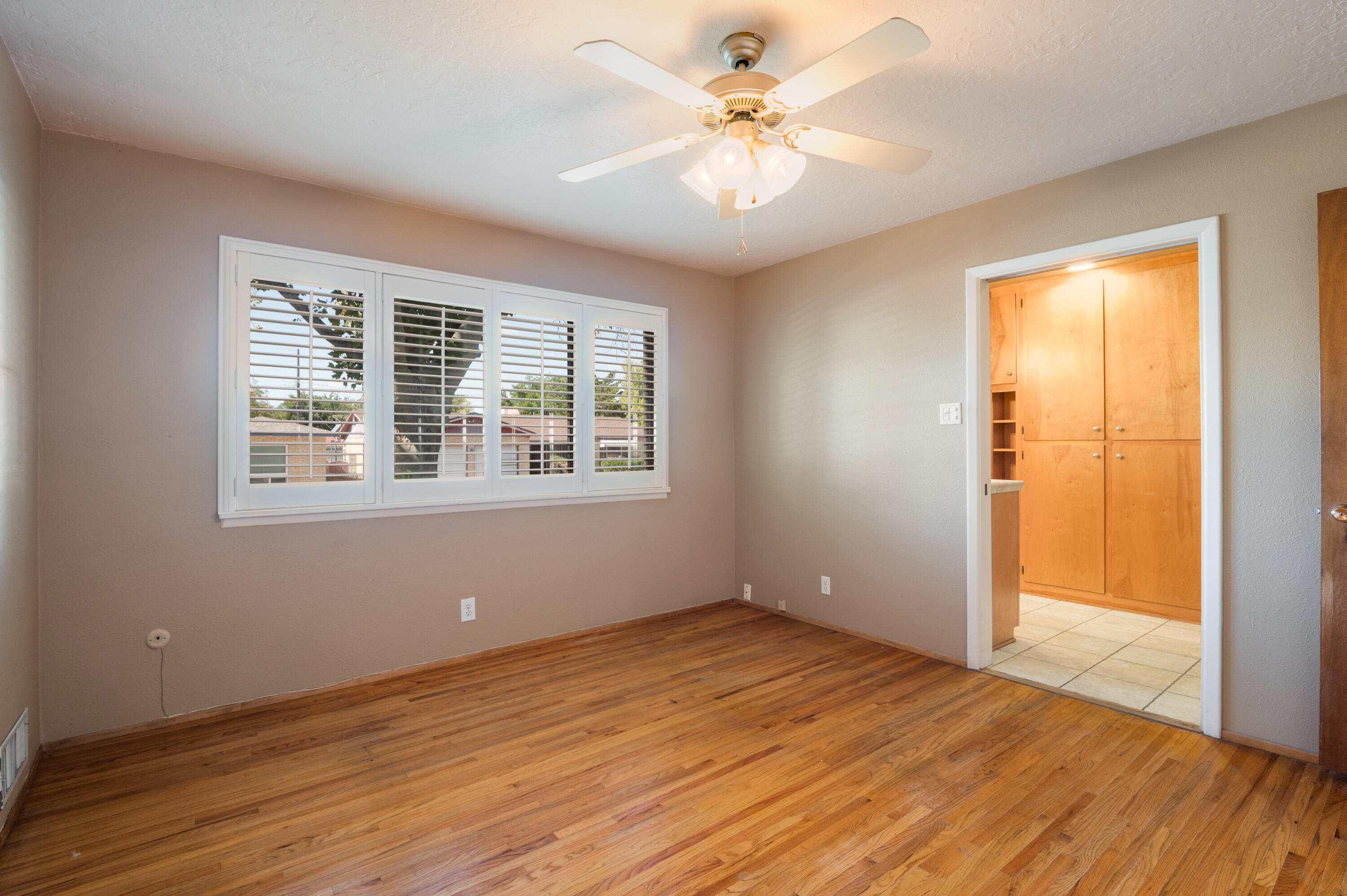 2912 MESILLA Street NE