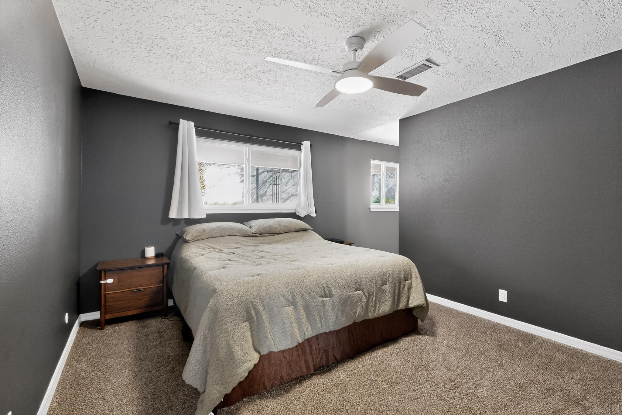 7613 Summer Avenue NE